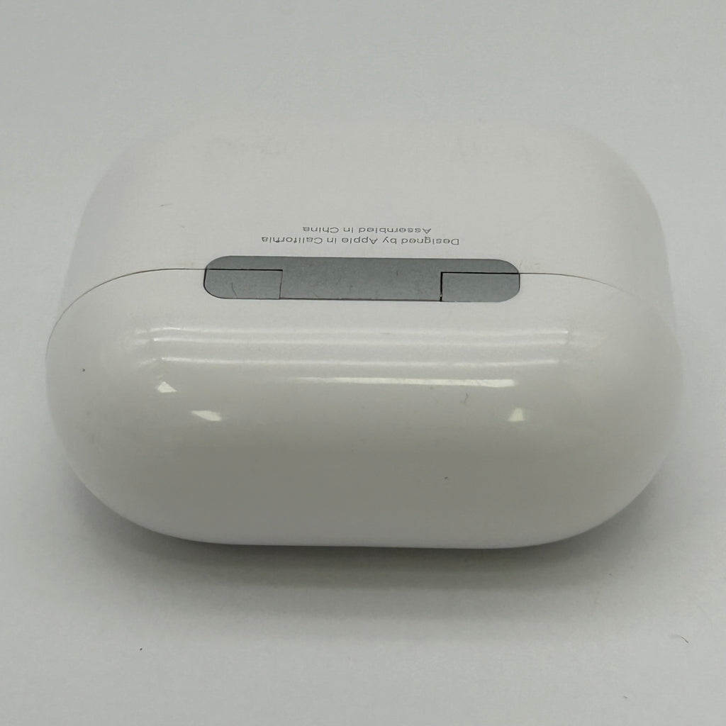 Apple Airpods A3058 with ANC 4th Generation with Charging Case Good Condition - Used
