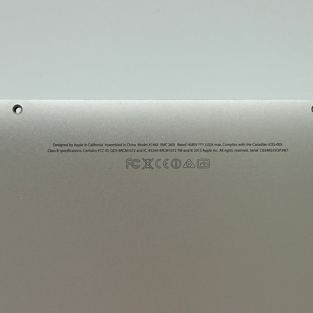 Apple MacBook Air 11 A1465 Logic Board Silver - For Parts
