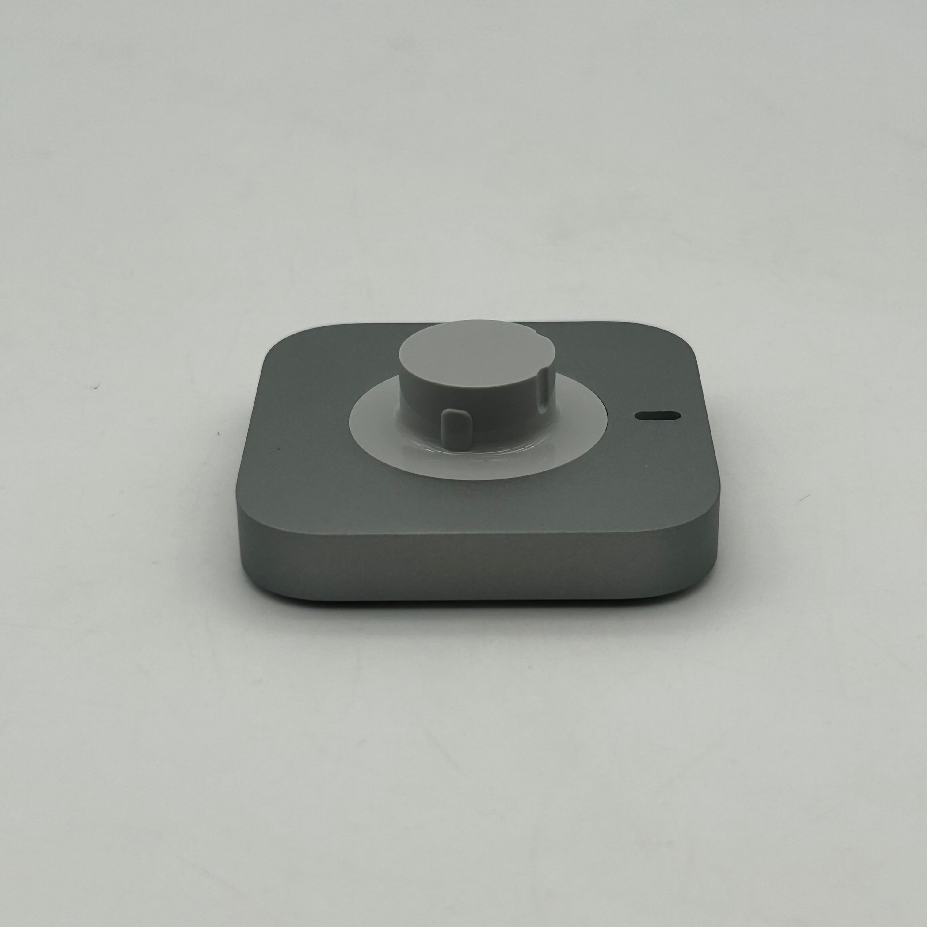 Oura Ring 4 - Size 7 (Gold) w/ Charging Base & Box