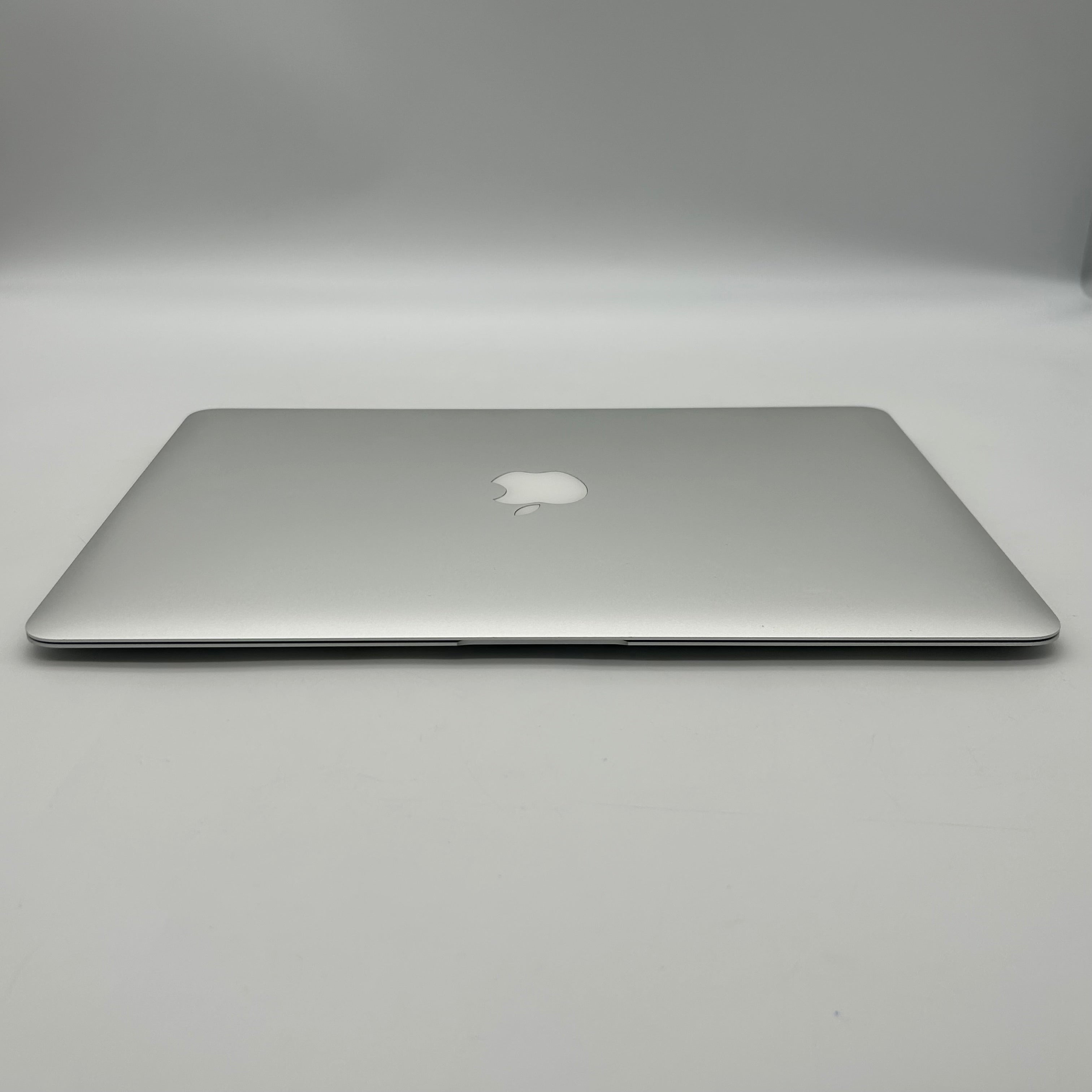 Apple MacBook Air 13" A1466 2017 Core i5 8GB 128GB Silver