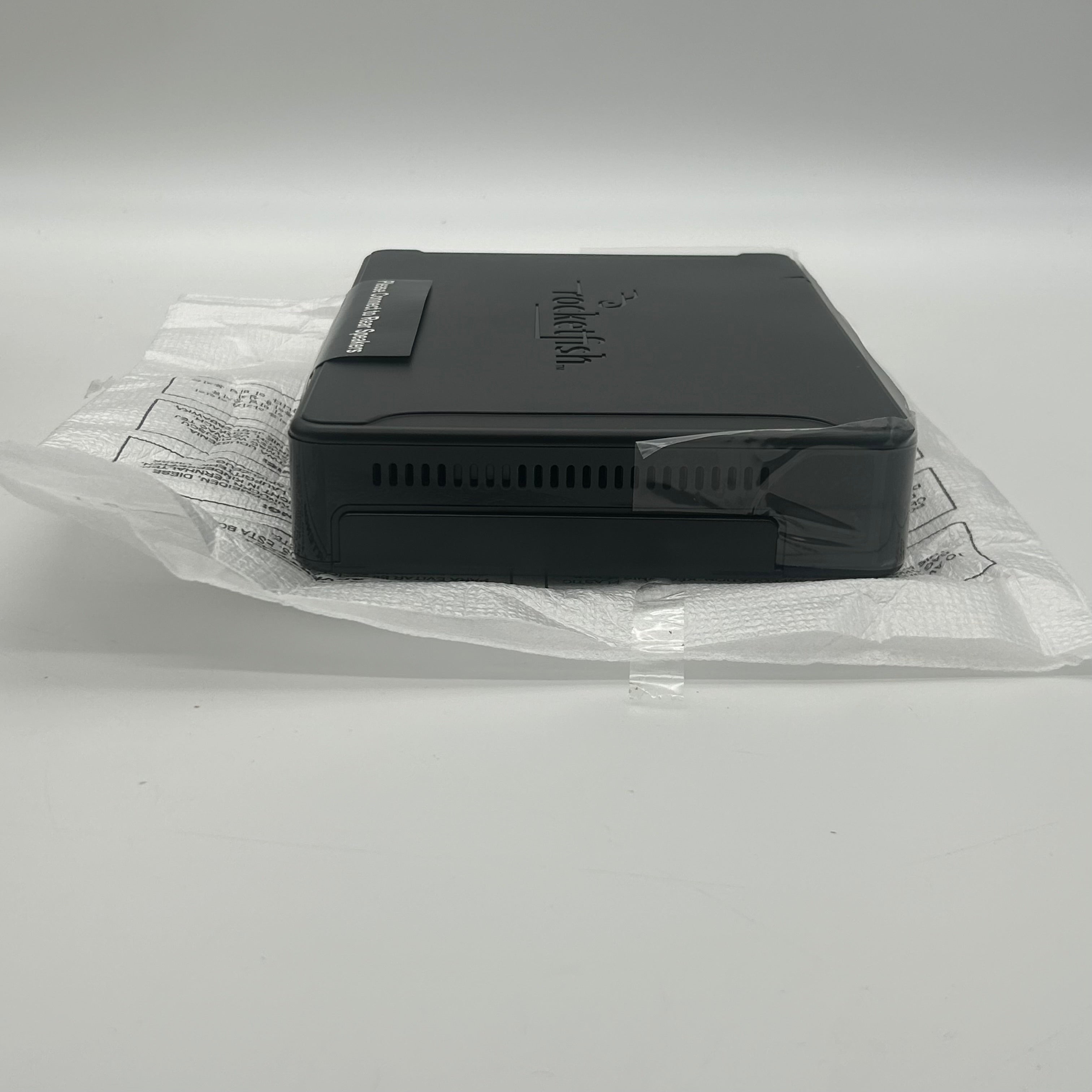 Rocket Fish RF-WHTIB Receiver Sender Universal Wireless Rear Speaker Kit - New Open Box