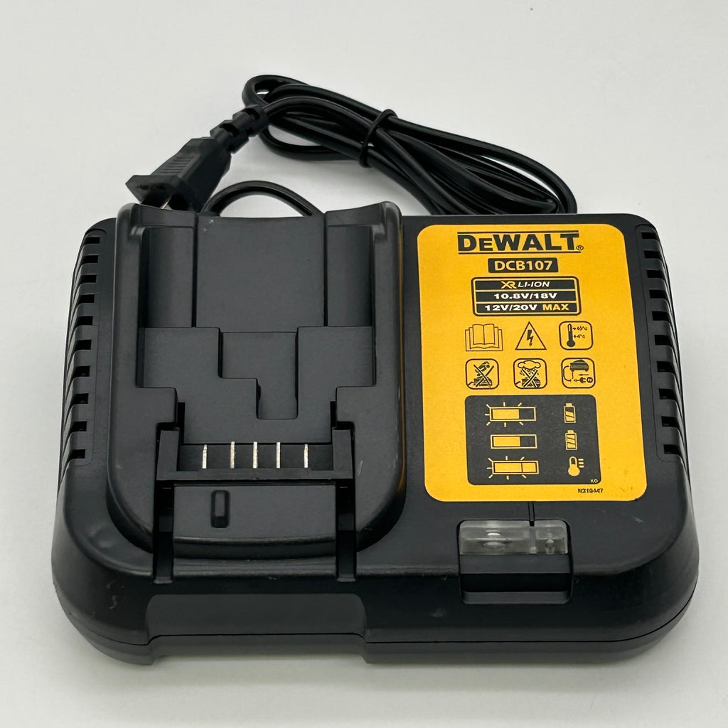 DeWALT DW089LG 12V 3x360 Green Line Laser Level Kit w/ Battery & Charger