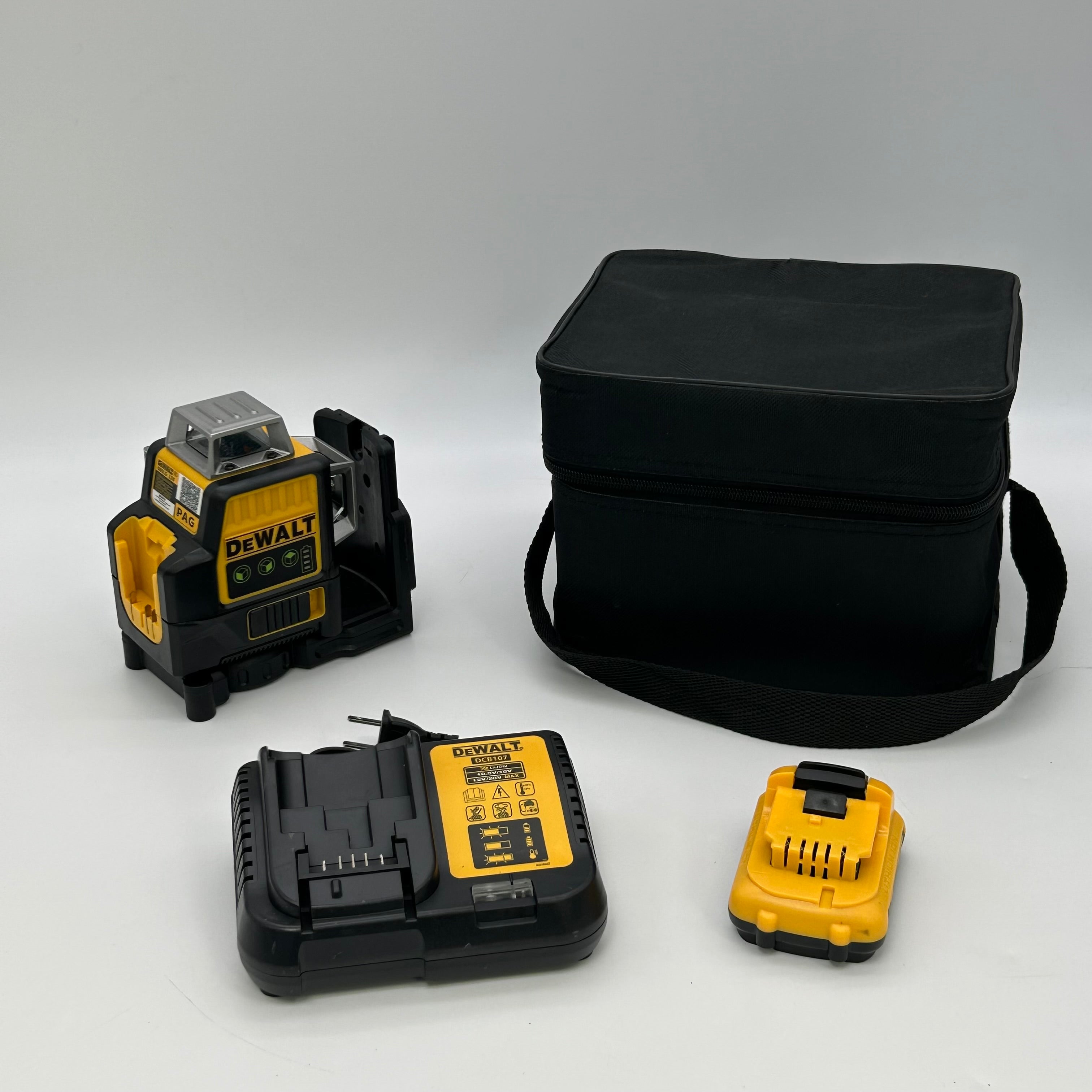 DeWALT DW089LG 12V 3x360 Green Line Laser Level Kit w/ Battery & Charger