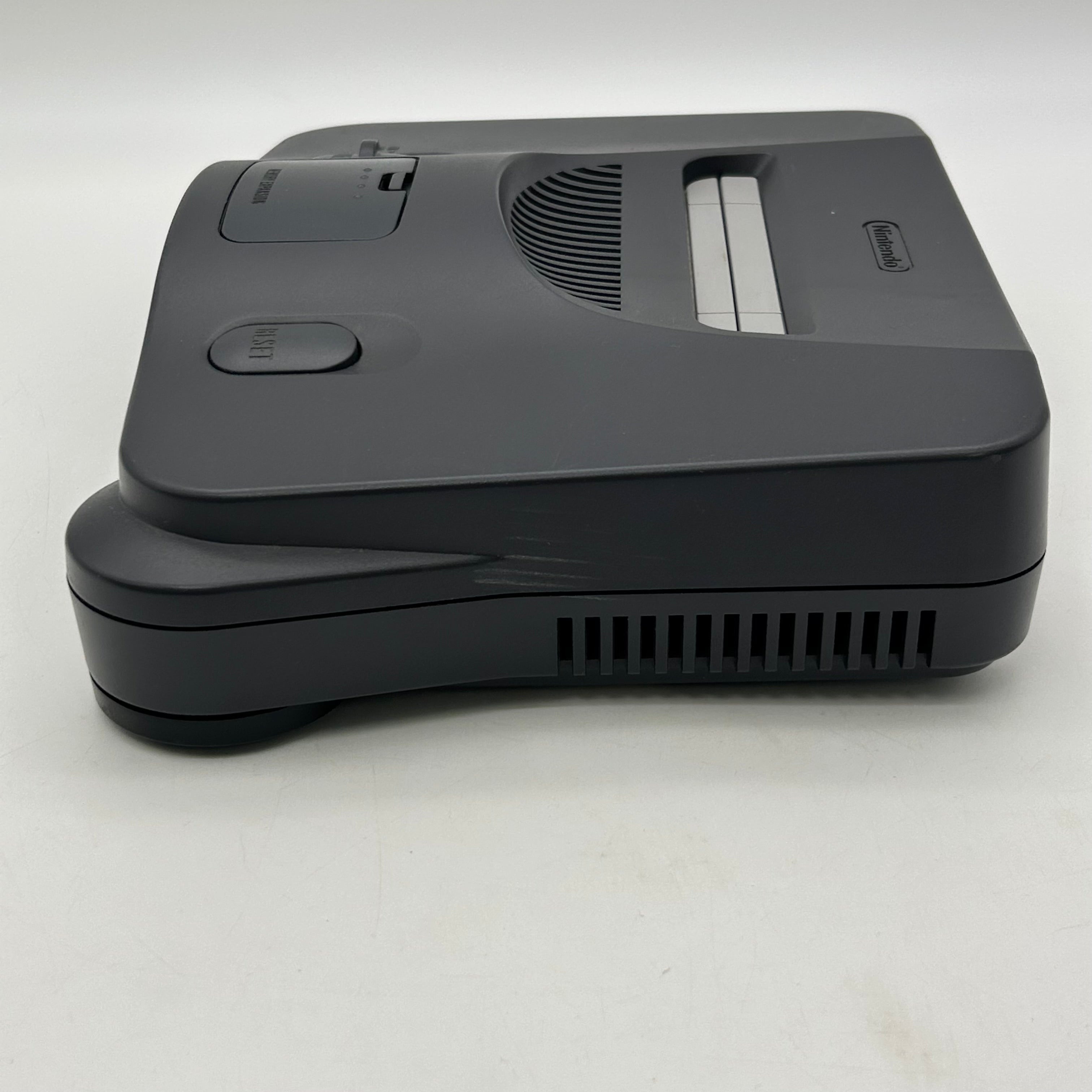 Nintendo 64 Charcoal Console N64 Bundle 3 Controllers AC Adapter Untested