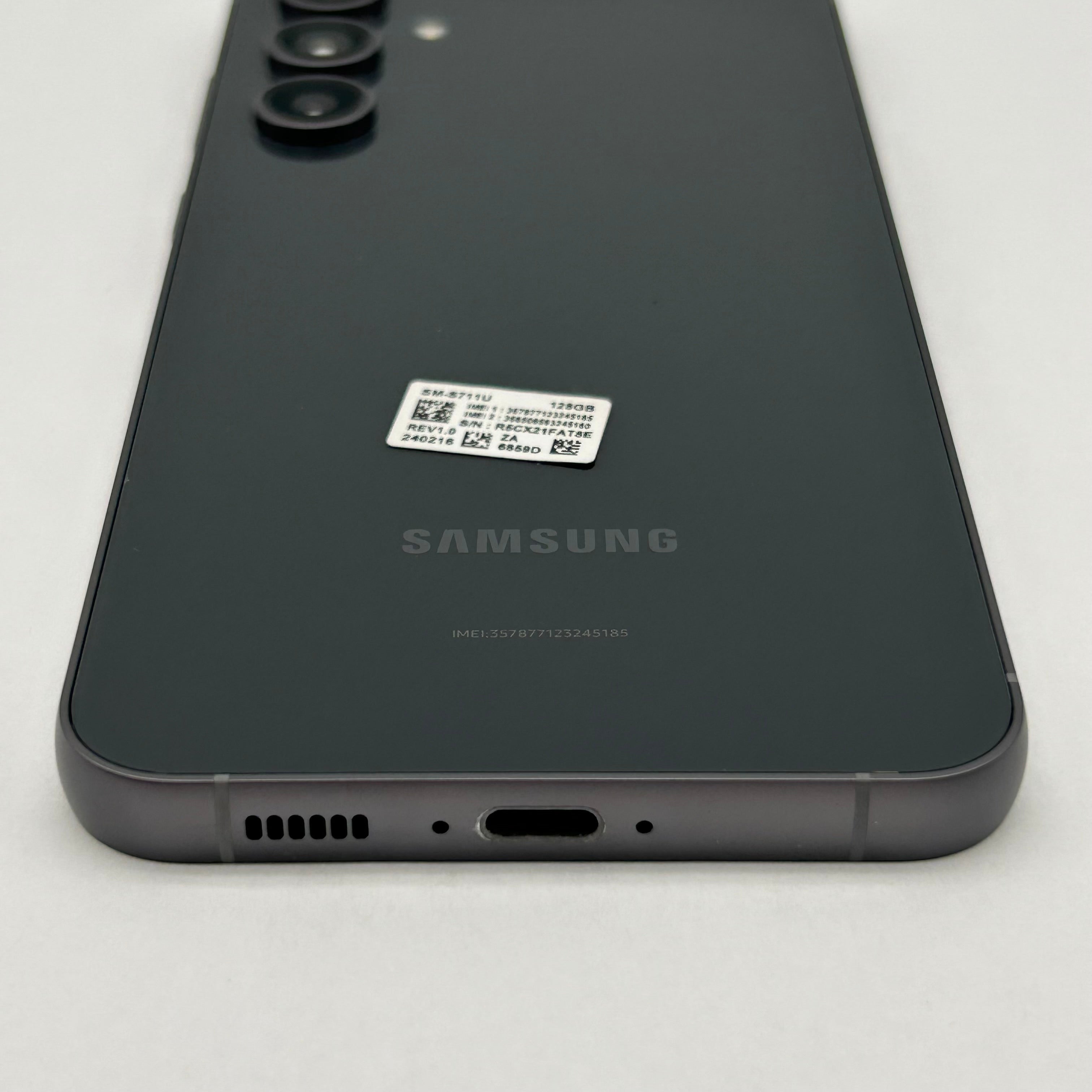 Unlocked Samsung Galaxy S23 FE 8GB RAM 128GB SM-S711U Graphite