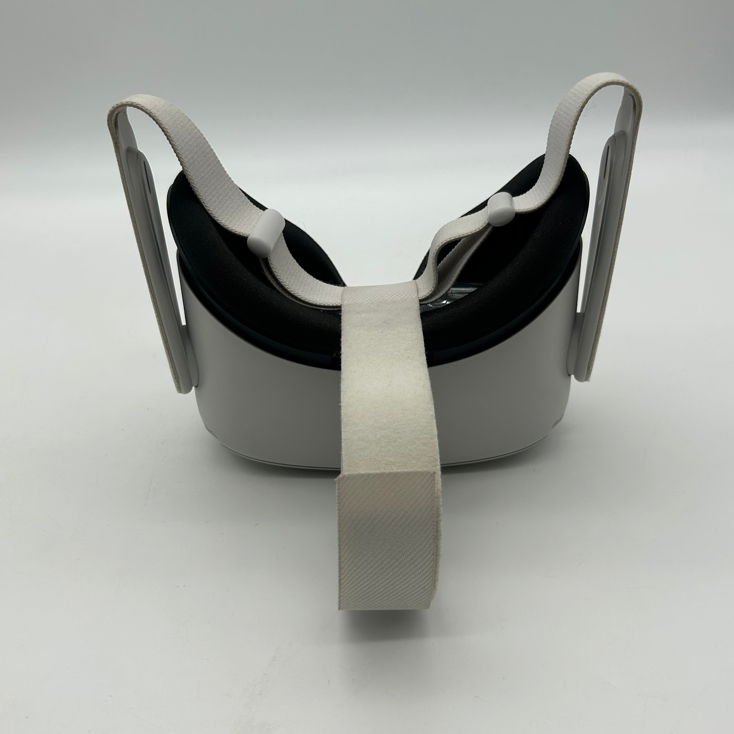 Oculus Quest 2 Virtual Reality Headset 128GB White w/ Both Controllers - TESTED