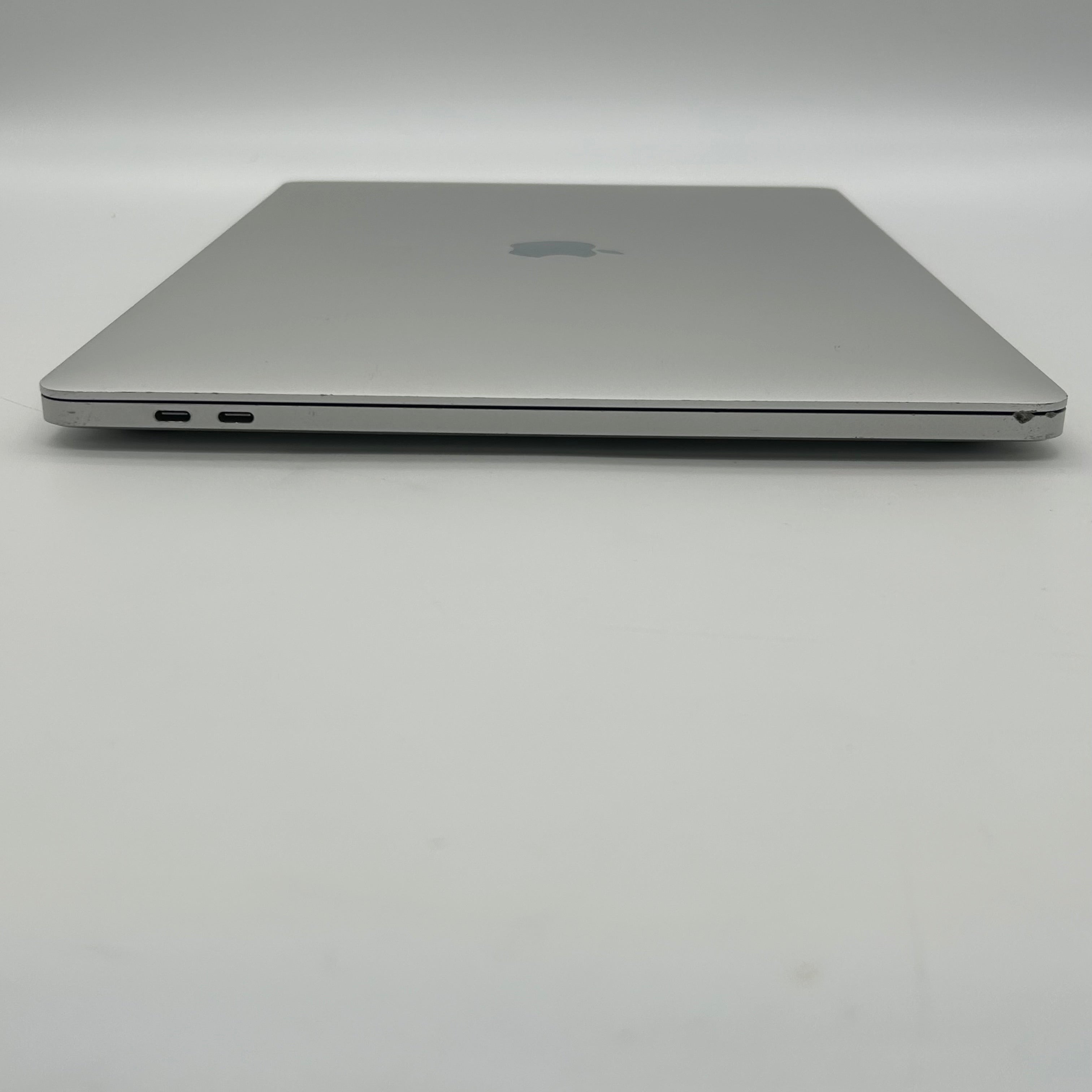 2020 Apple MacBook Pro 16" A2141 Core i7 16GB RAM 512GB SSD - *READ*