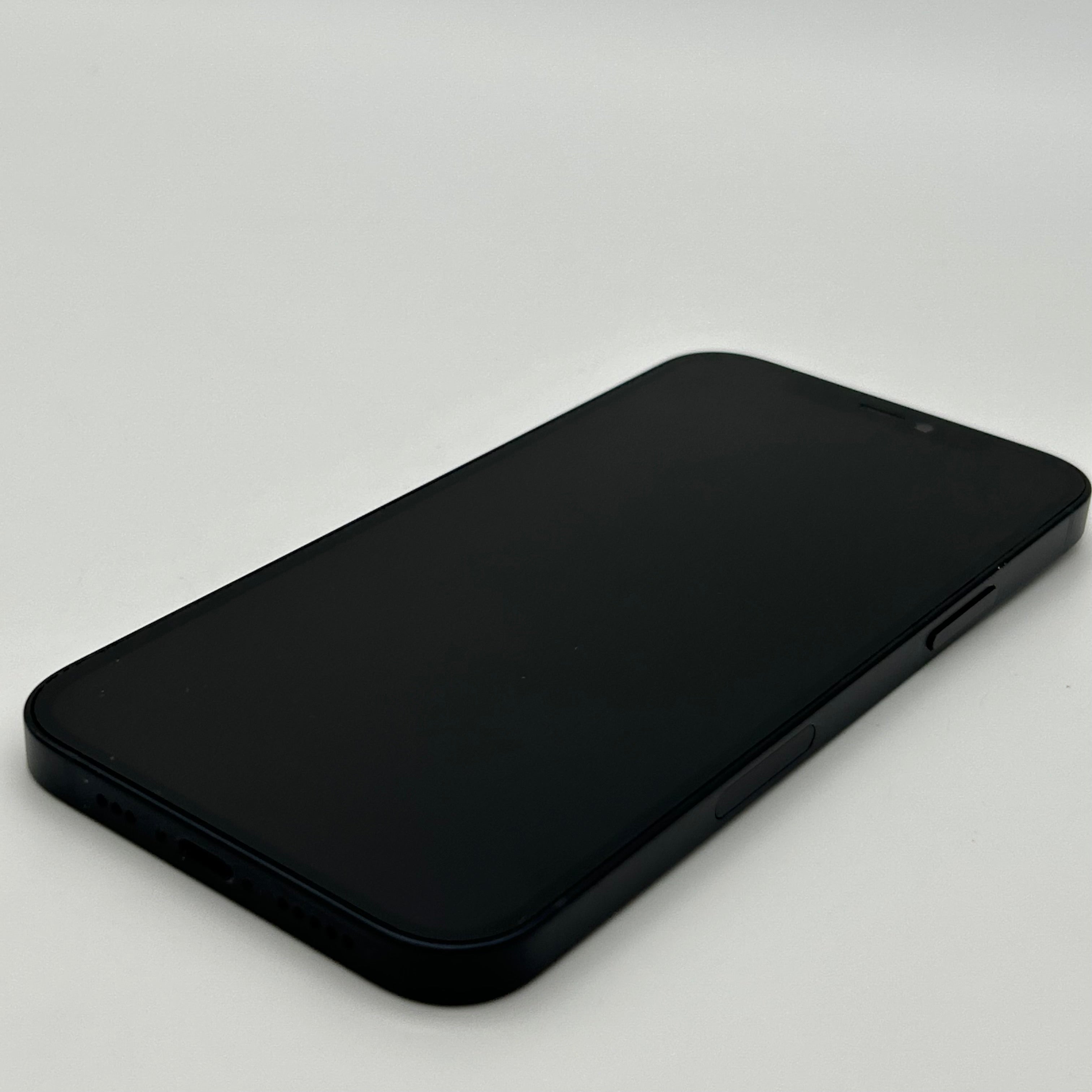 Unlocked Apple iPhone 12 - 64GB - Black BH 90% Used MGH63LL/A