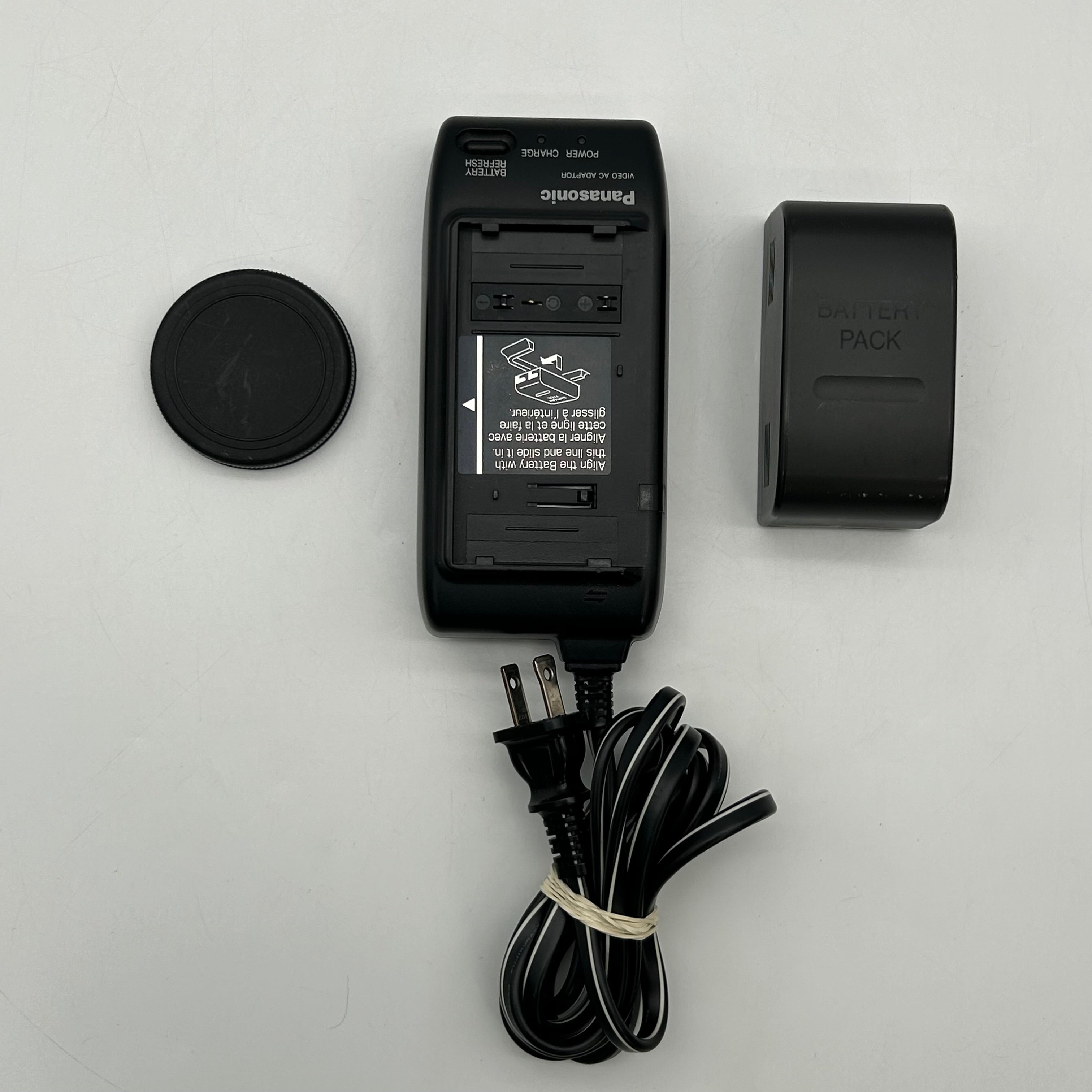 Panasonic PV-L579D VHS-C Palmcorder Camcorder w/ Charger & Battery - Untested