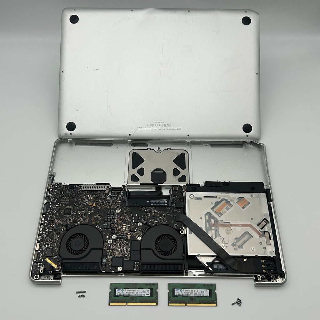 Apple MacBook Pro 15 A1286 Logic Board Silver