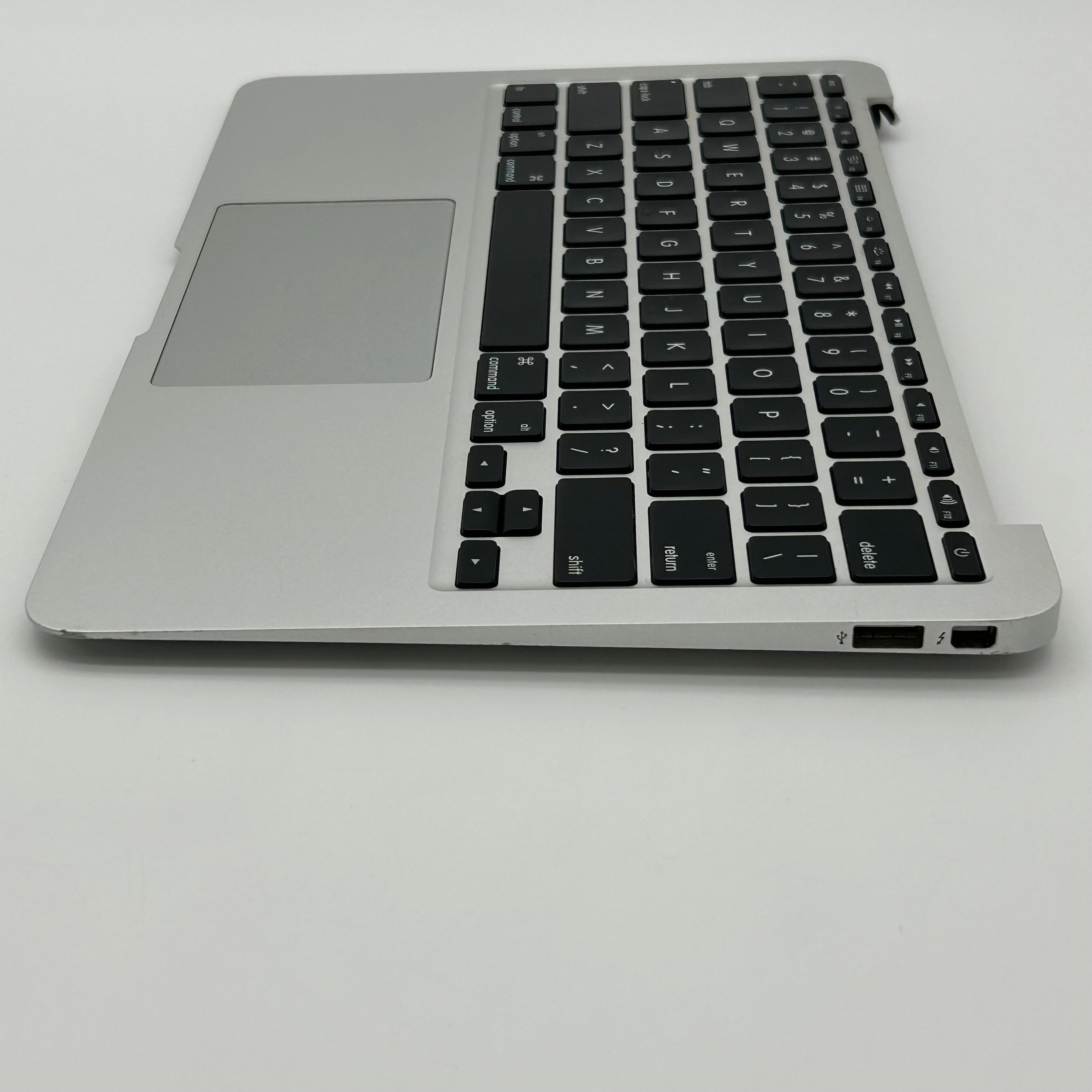 Apple MacBook Air 11 A1465 Logic Board Silver - For Parts