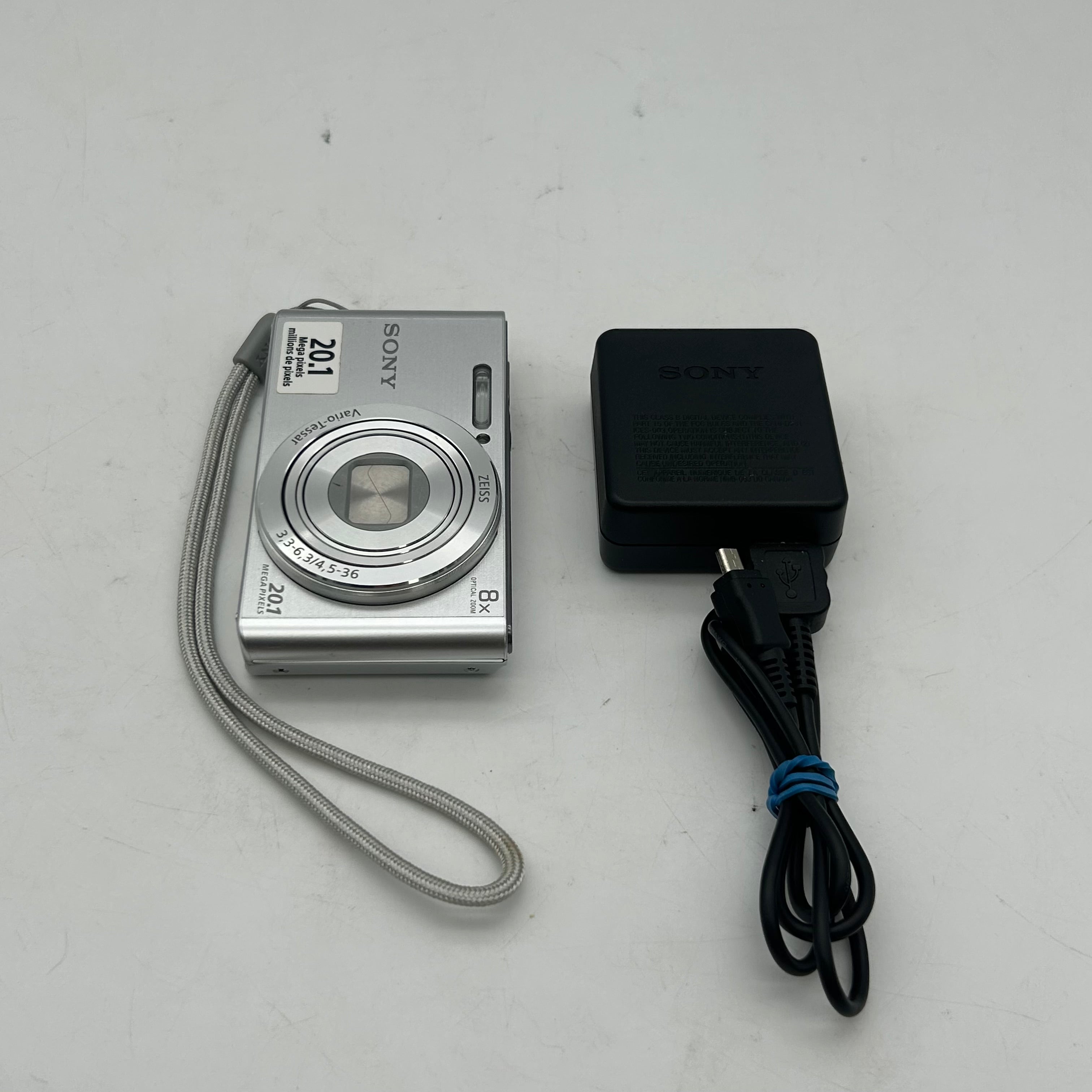 Silver Sony Cyber-Shot DSC-W830 20.1MP 8x Optical Zoom Digital Camera
