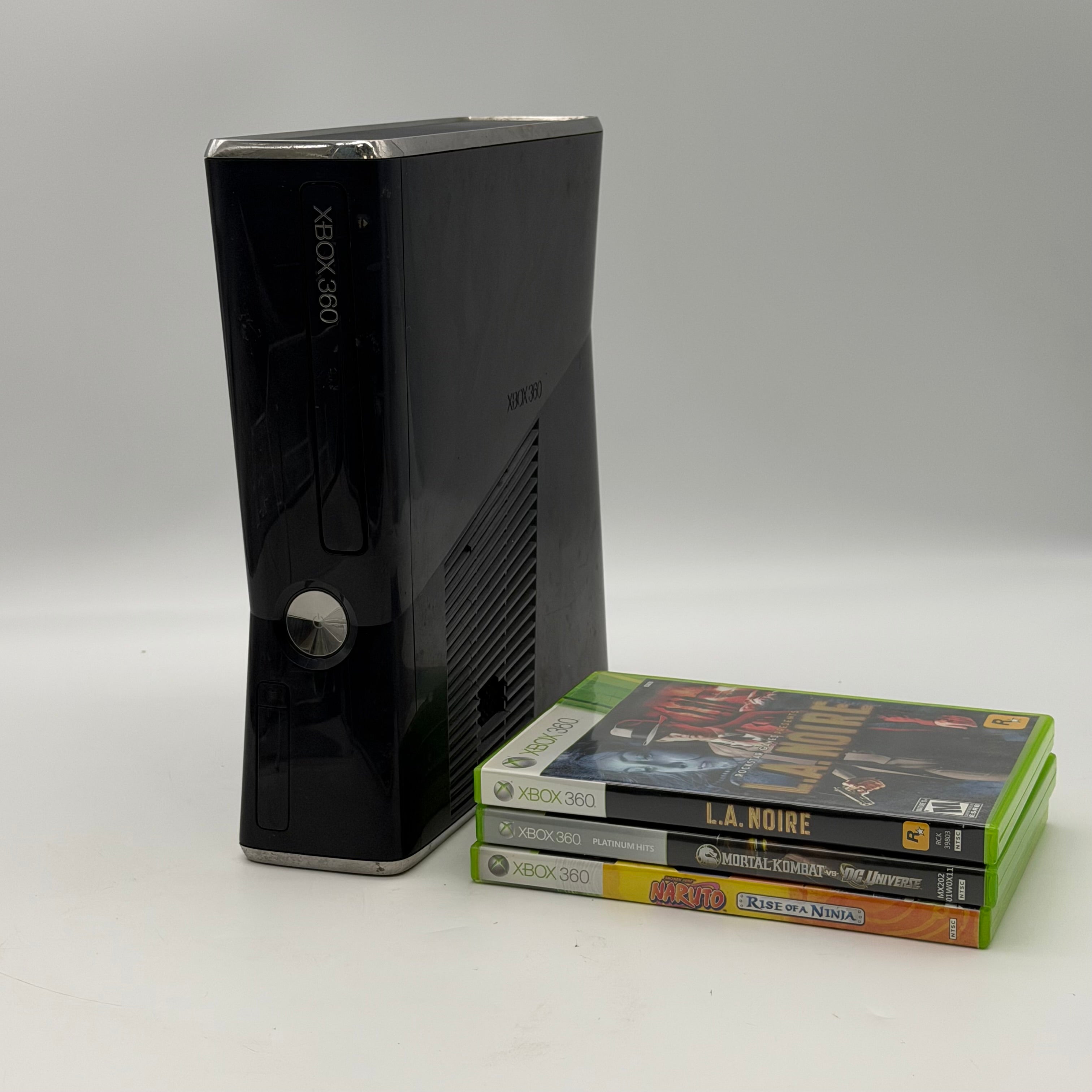 Microsoft Xbox 360S Black Console 1439 250GB w/ 2 Games - Tested