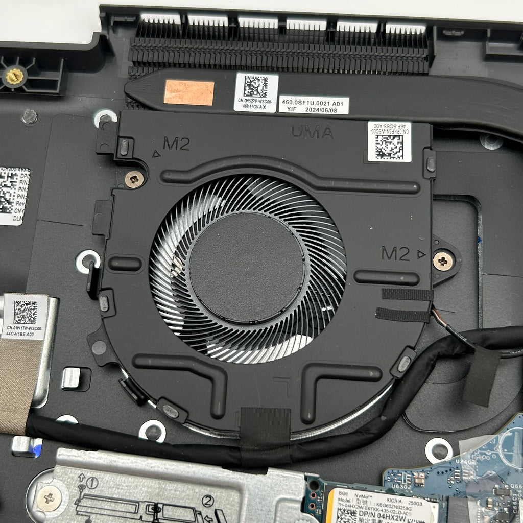 Dell Latitude 3550 Motherboard Used - Parts with Battery, Fan & SSD 256GB
