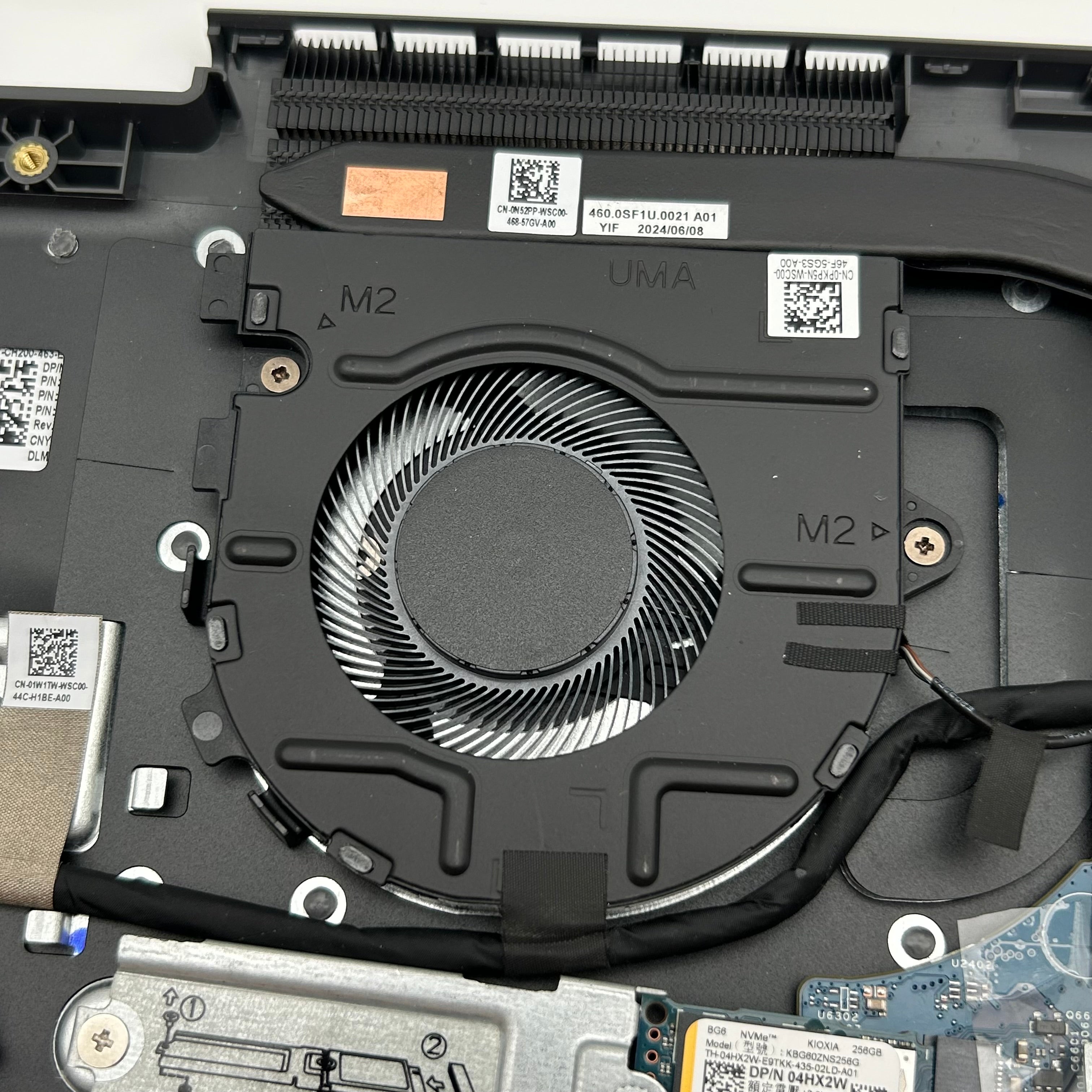 Dell Latitude 3550 Motherboard Used - Parts with Battery, Fan & SSD 256GB