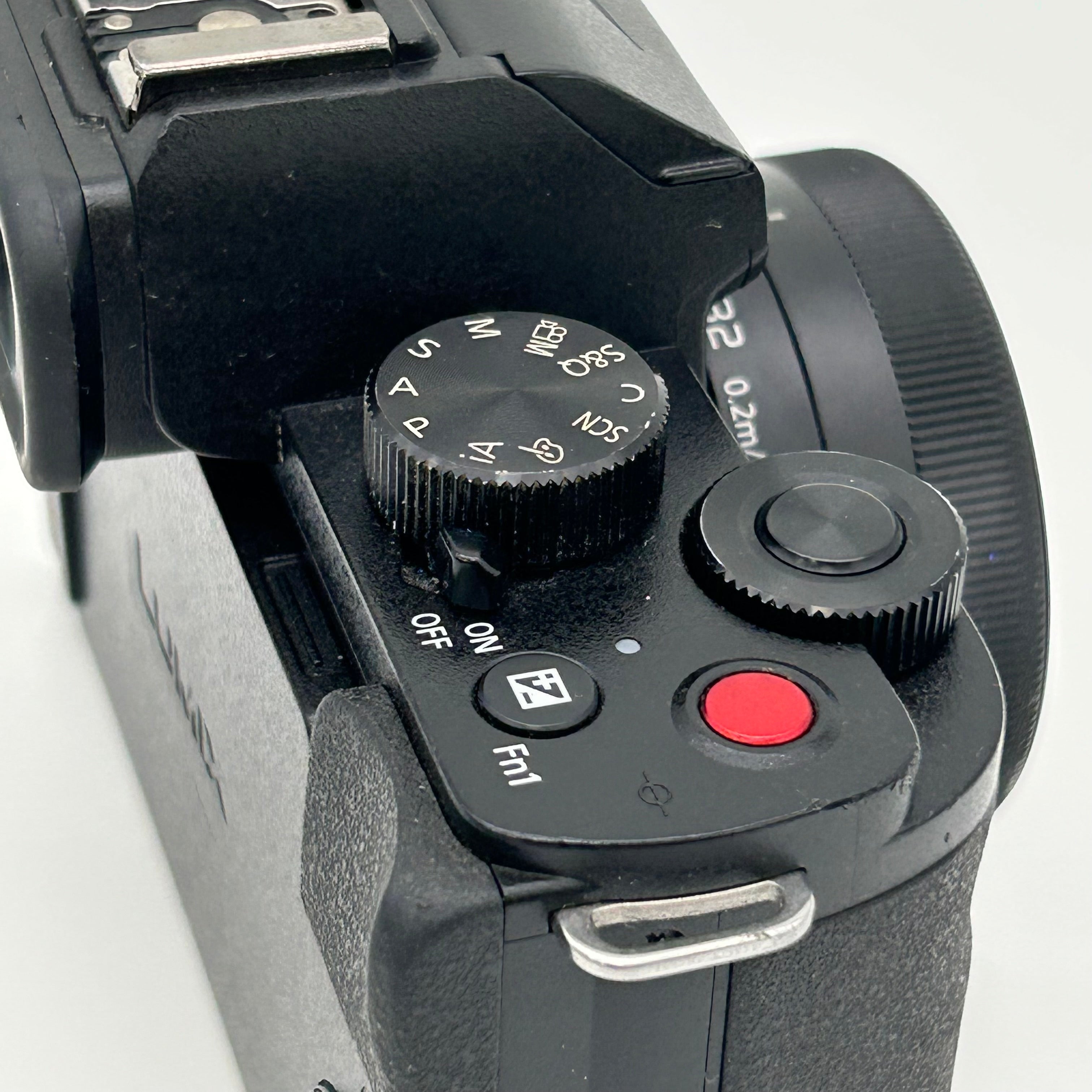 Panasonic Lumix DC-G100 Mirrorless Camera w/ 12-32mm Lens + Battery - For Parts Only
