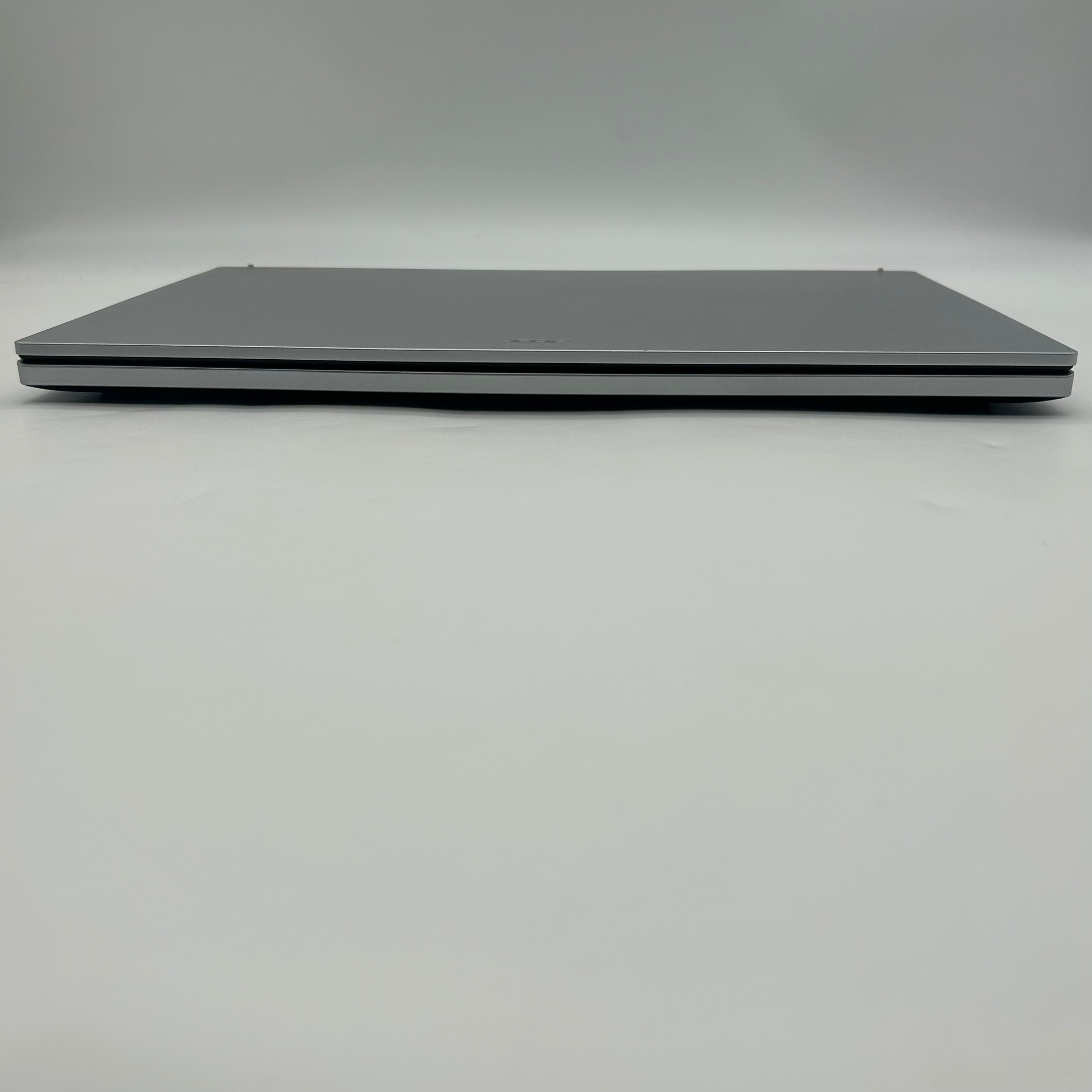 Dell Aspire Go 15 Laptop - Intel Core TM 3 N355, 8GB RAM, 128GB SSD, w/ Charger