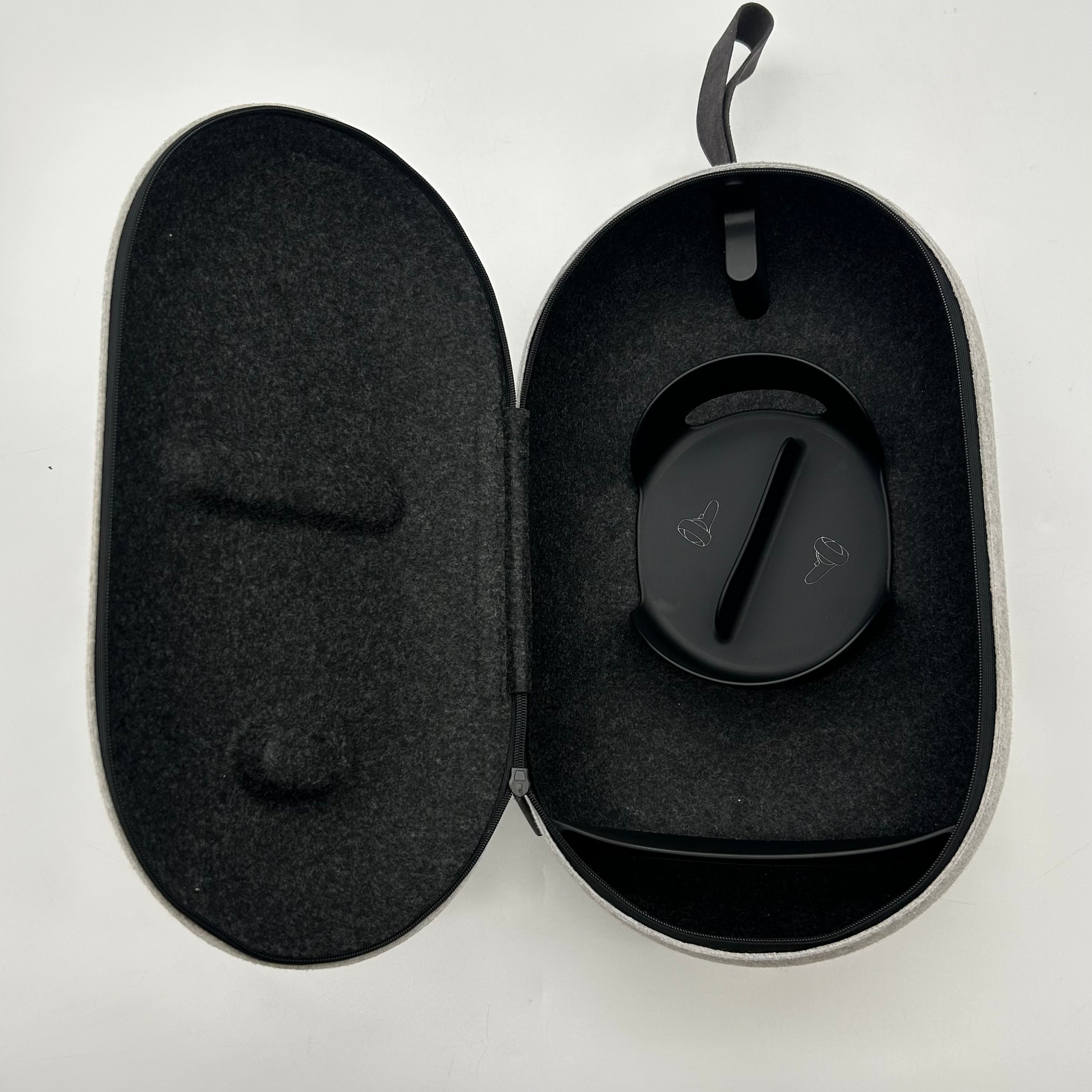 Meta Oculus Quest 2 Advanced All-In-One VR Headset - White - 64GB