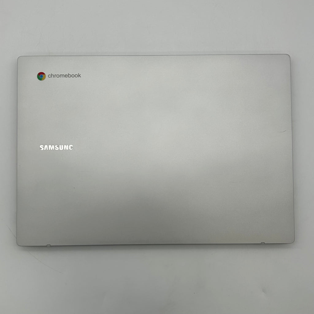 Samsung Galaxy Chromebook Go 14" 32GB 4GB | 100% Battery Health | W/ Charger