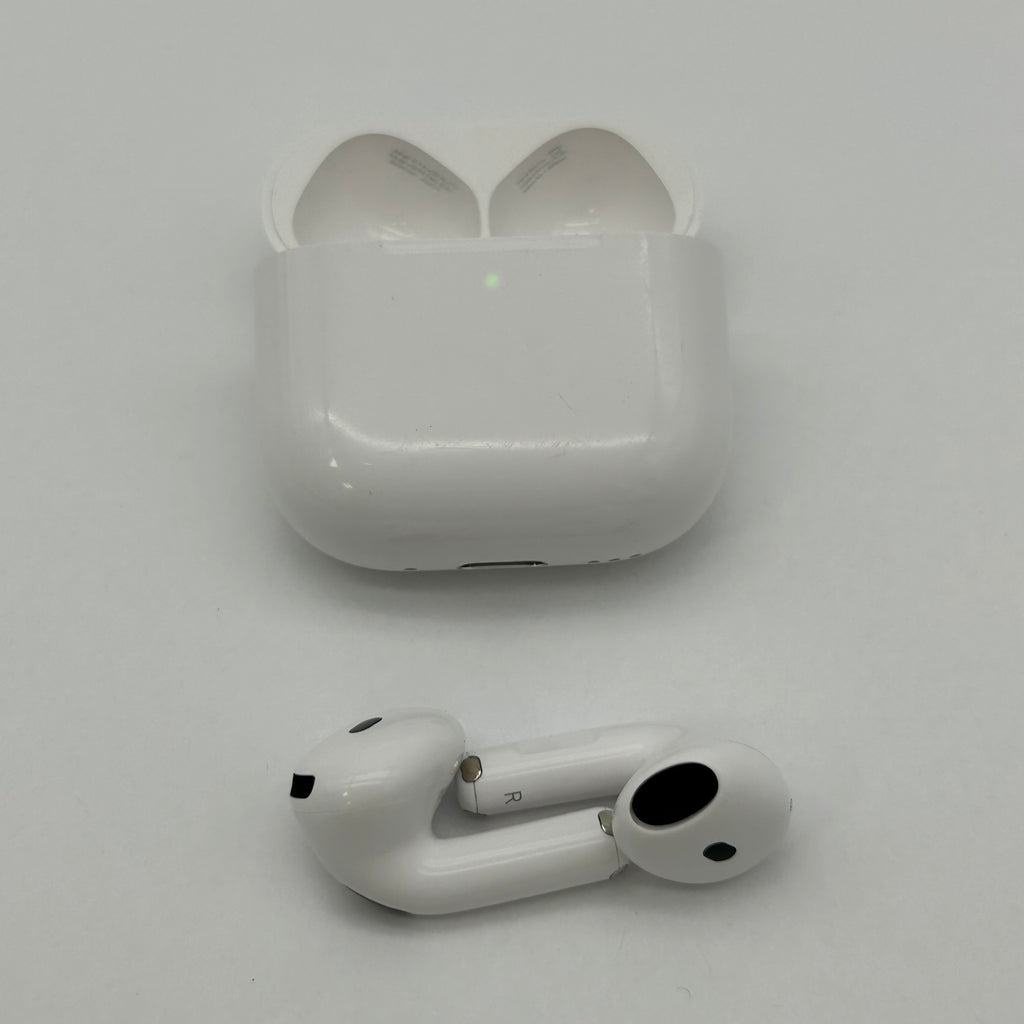 Apple Airpods A3058 with ANC 4th Generation with Charging Case Good Condition - Used