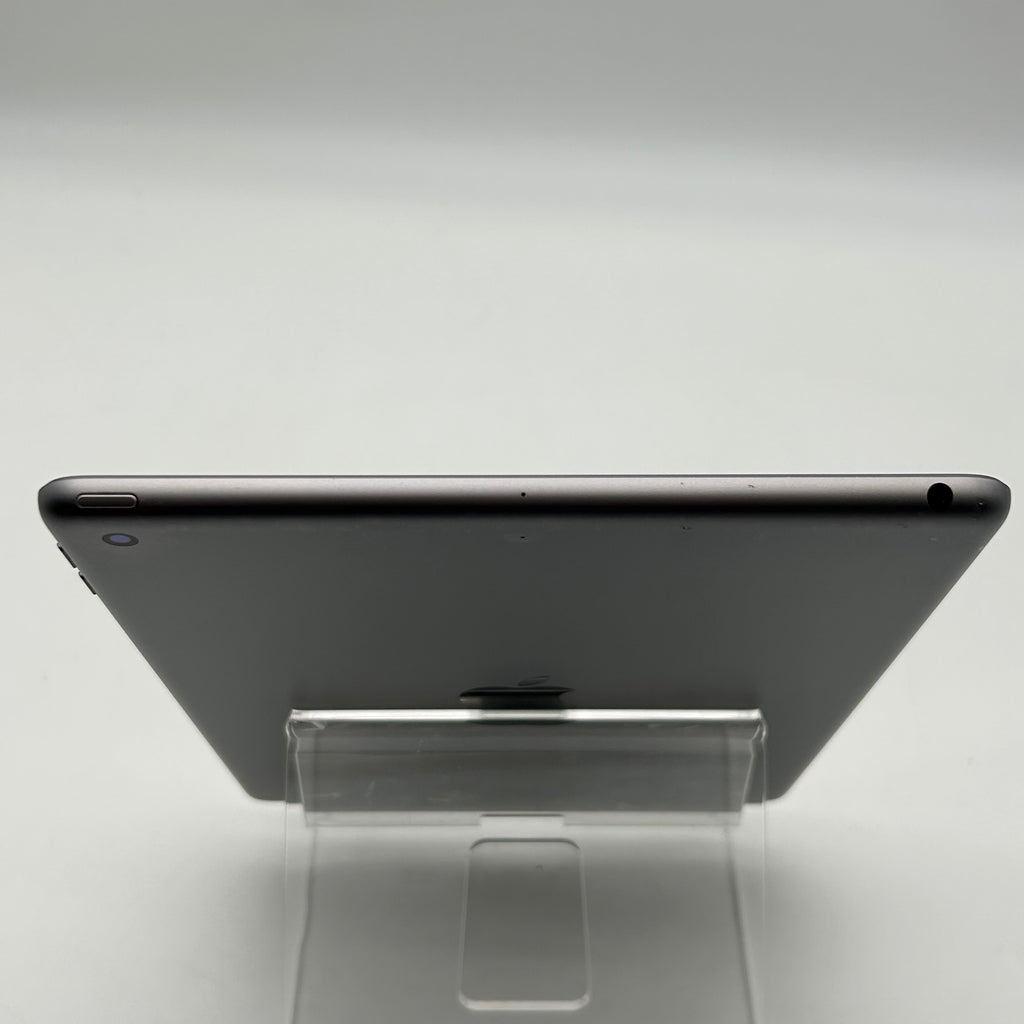Apple iPad (6th Gen) A1893 (2018) Wi-Fi 32GB