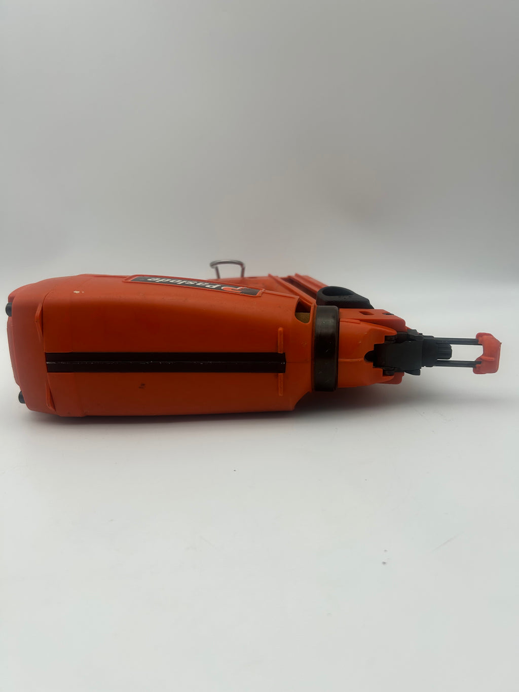 Paslode IM250A Angled Finish Nailer w/ Battery & Charger