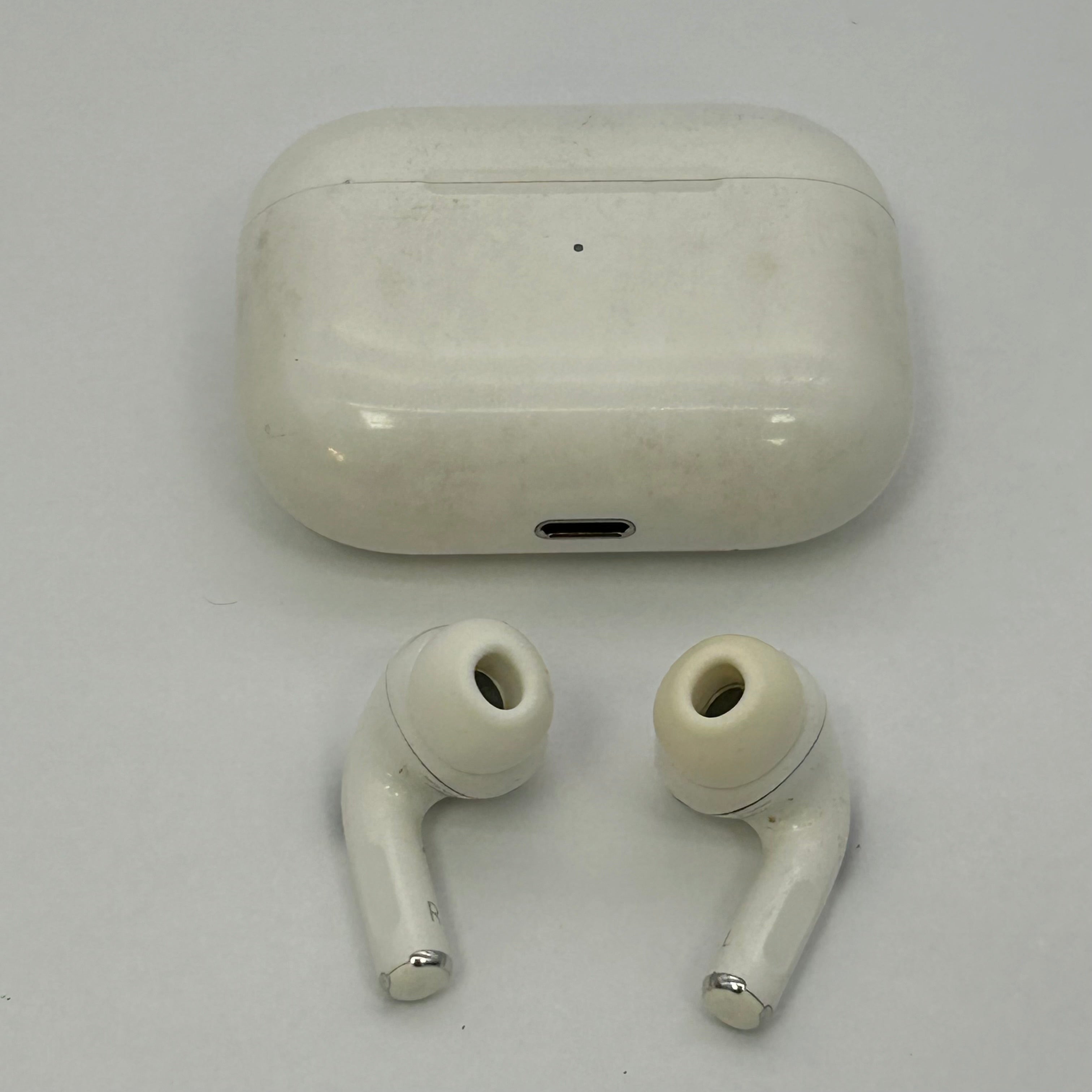 Apple AirPods Pro 1st Gen with Wireless Charging Case A2190 - Complete Set Used