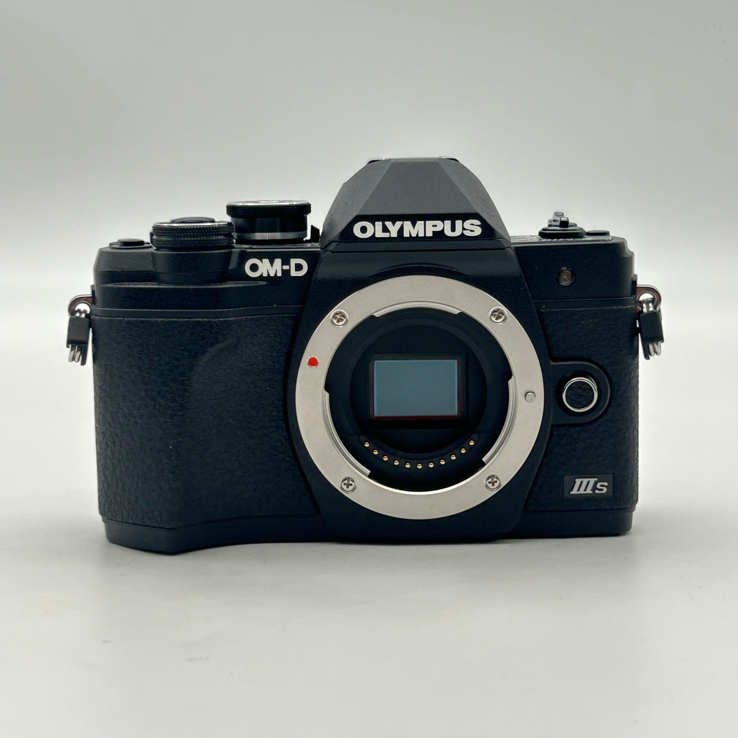 Olympus OM-D E-M10 Mark III Mirrorless Camera (Black) - Open Box