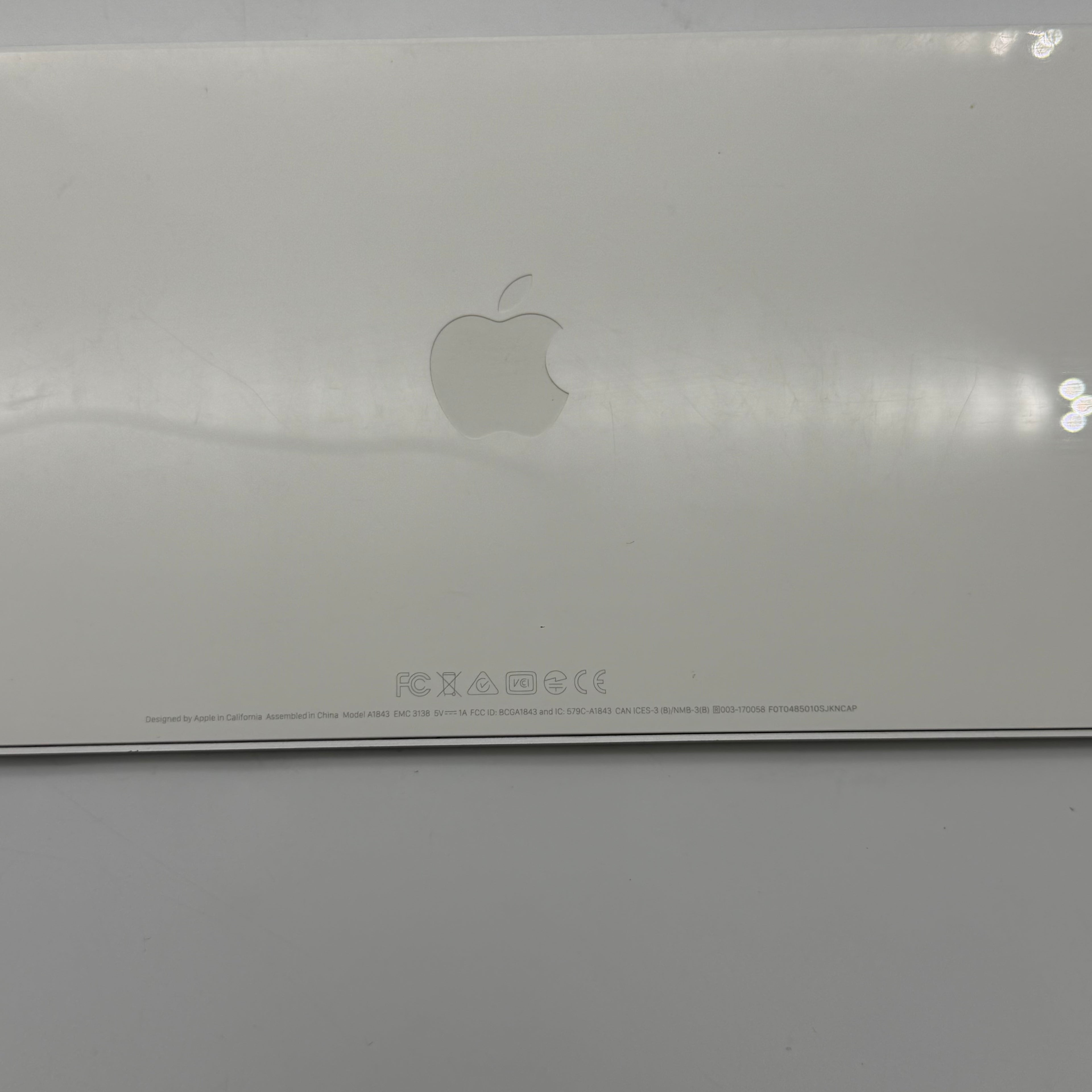 Apple A1843 Computer Accessory White Used