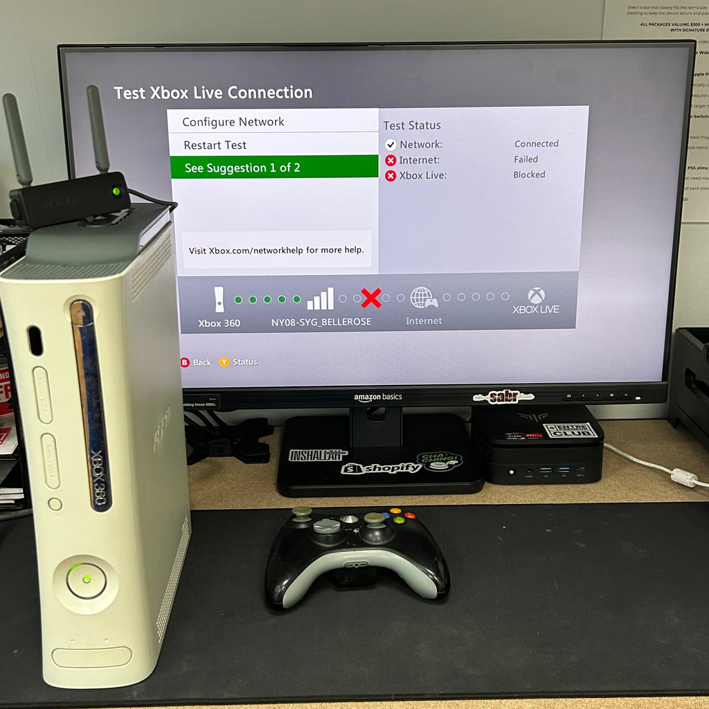 Microsoft Xbox 360 Console Bundle White 20GB Bundle - FOR PARTS/REPAIRS