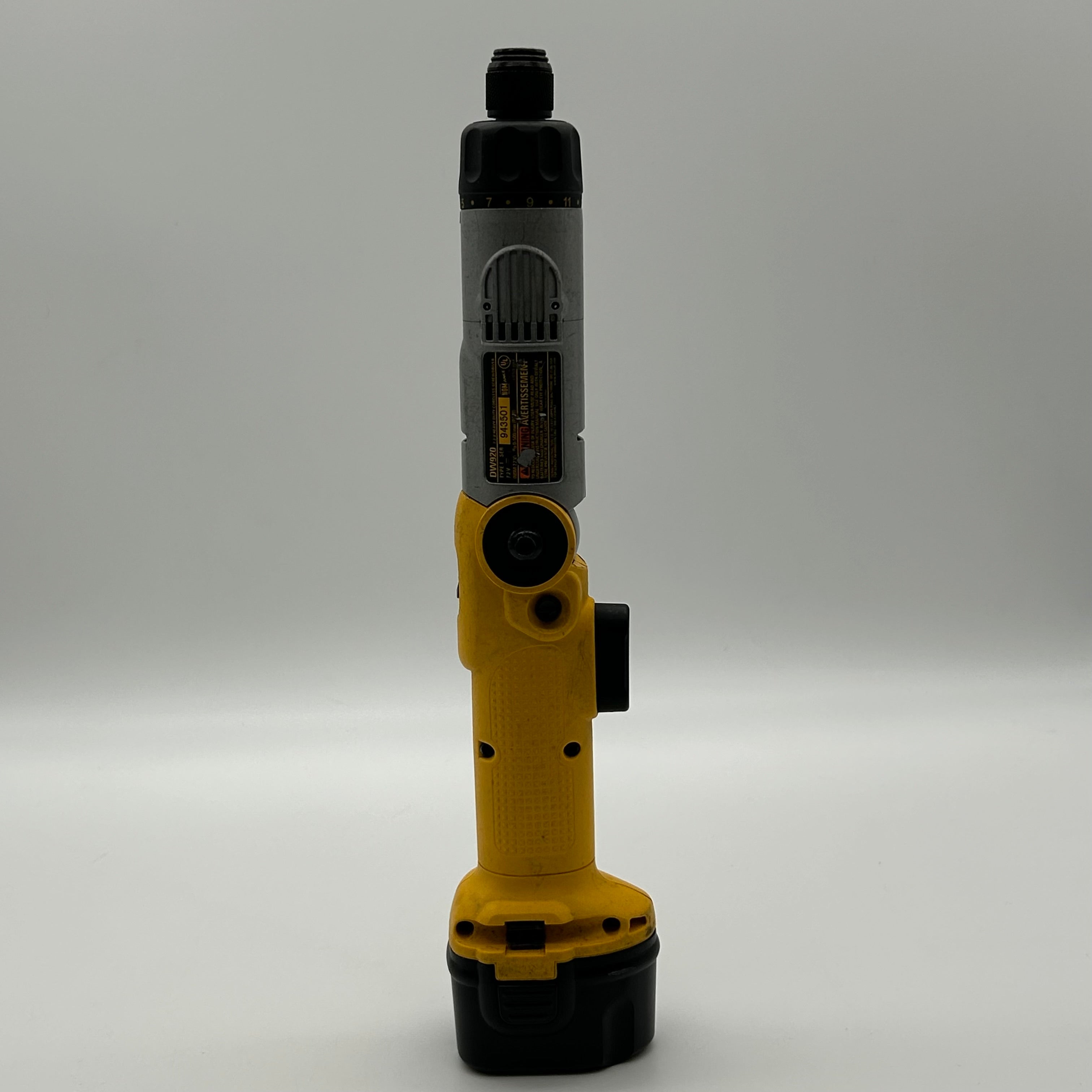 DeWalt DW920 Power Tool, Battery, battery charger, and 2 bits