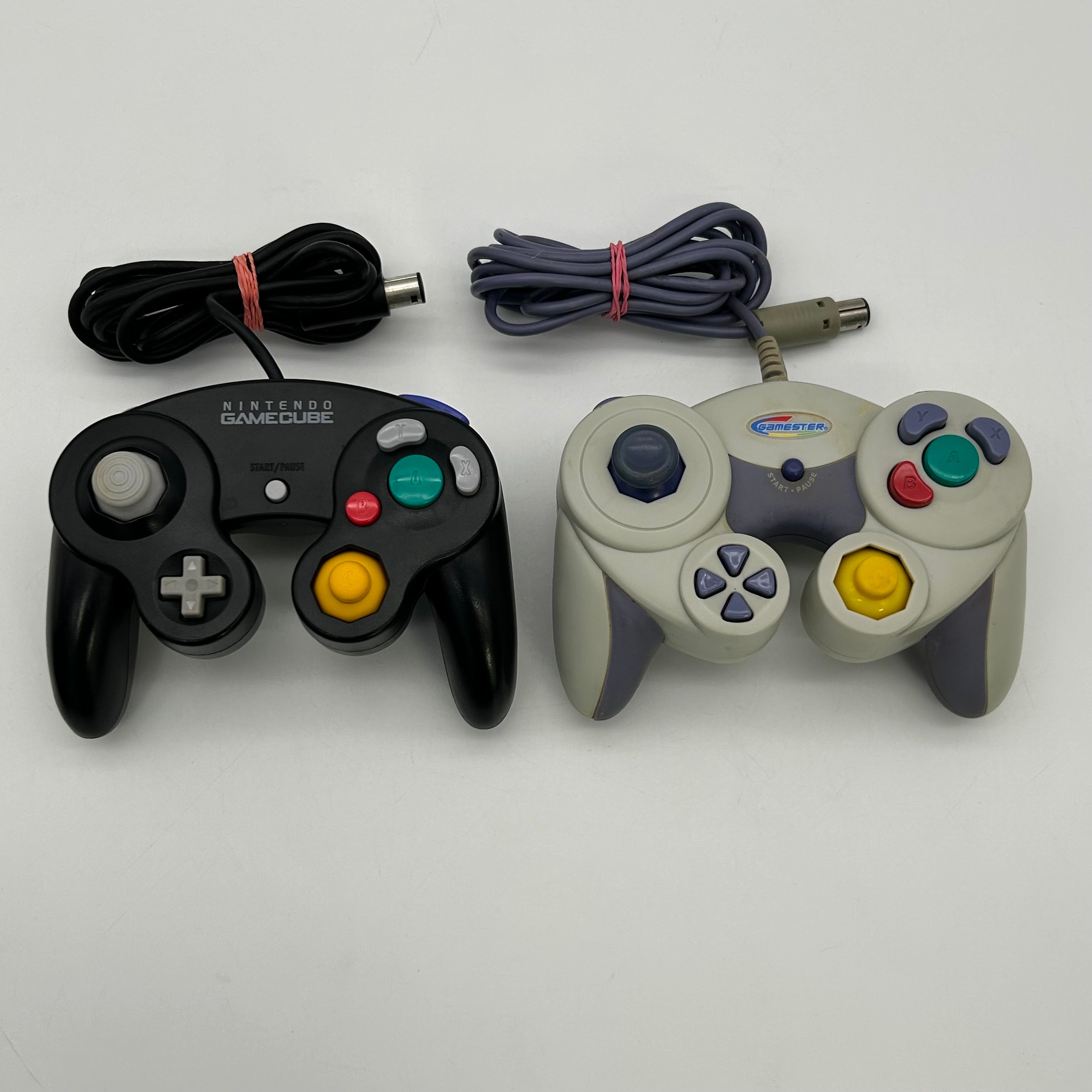 Nintendo GameCube Indigo DOL-001 Console Bundle 2 Controllers 2 Games TESTED