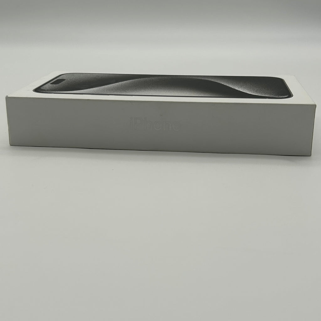 Apple iPhone 15 Pro Max 256GB Factory Unlocked 84%BH White Titanium