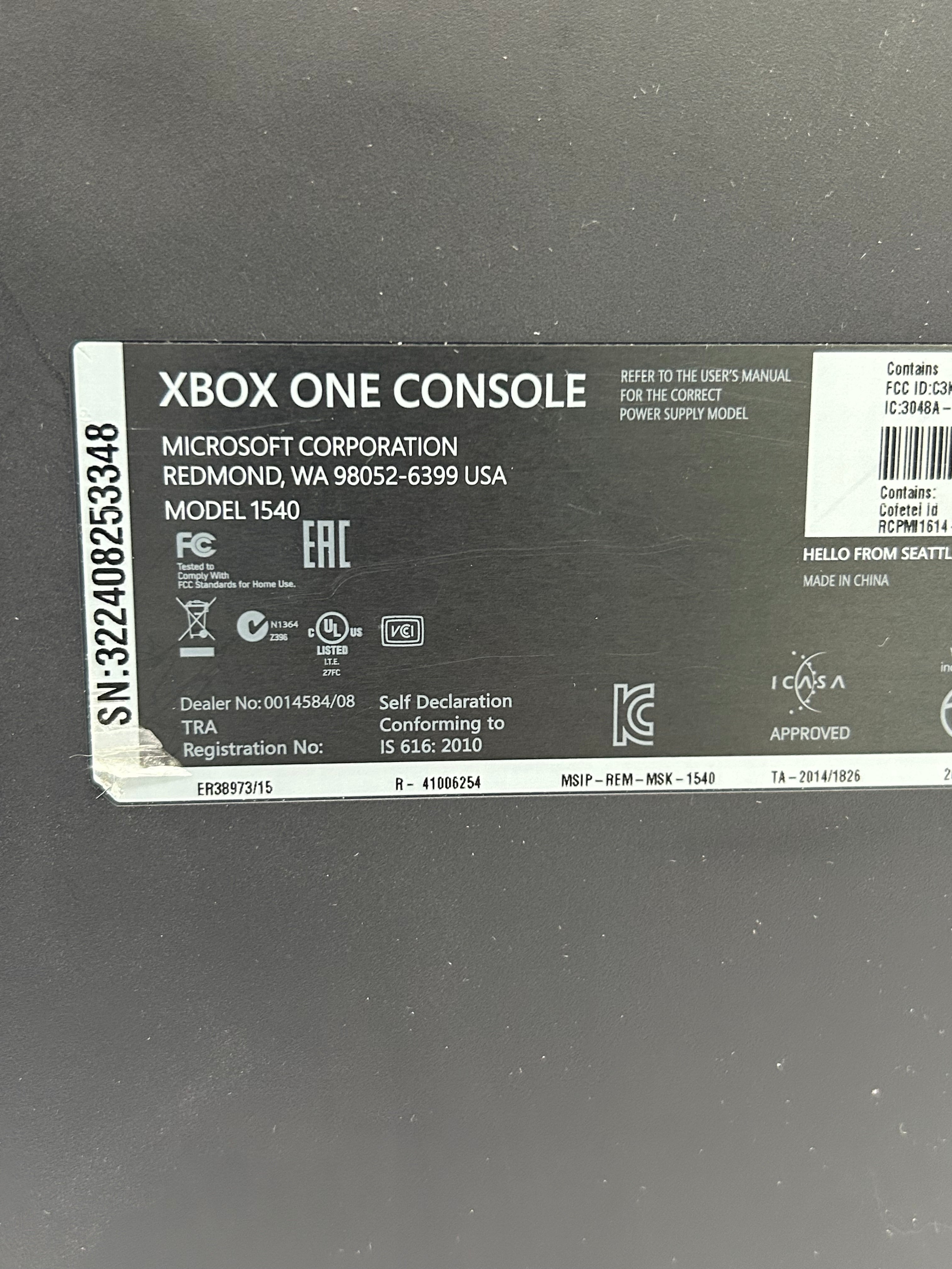 Microsoft Xbox One 500GB Black Console with Box, Controller, Game & Kinect