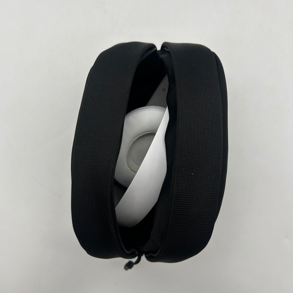 Beats Solo 4 Wireless Bluetooth Headphones - White w/ carrying case included