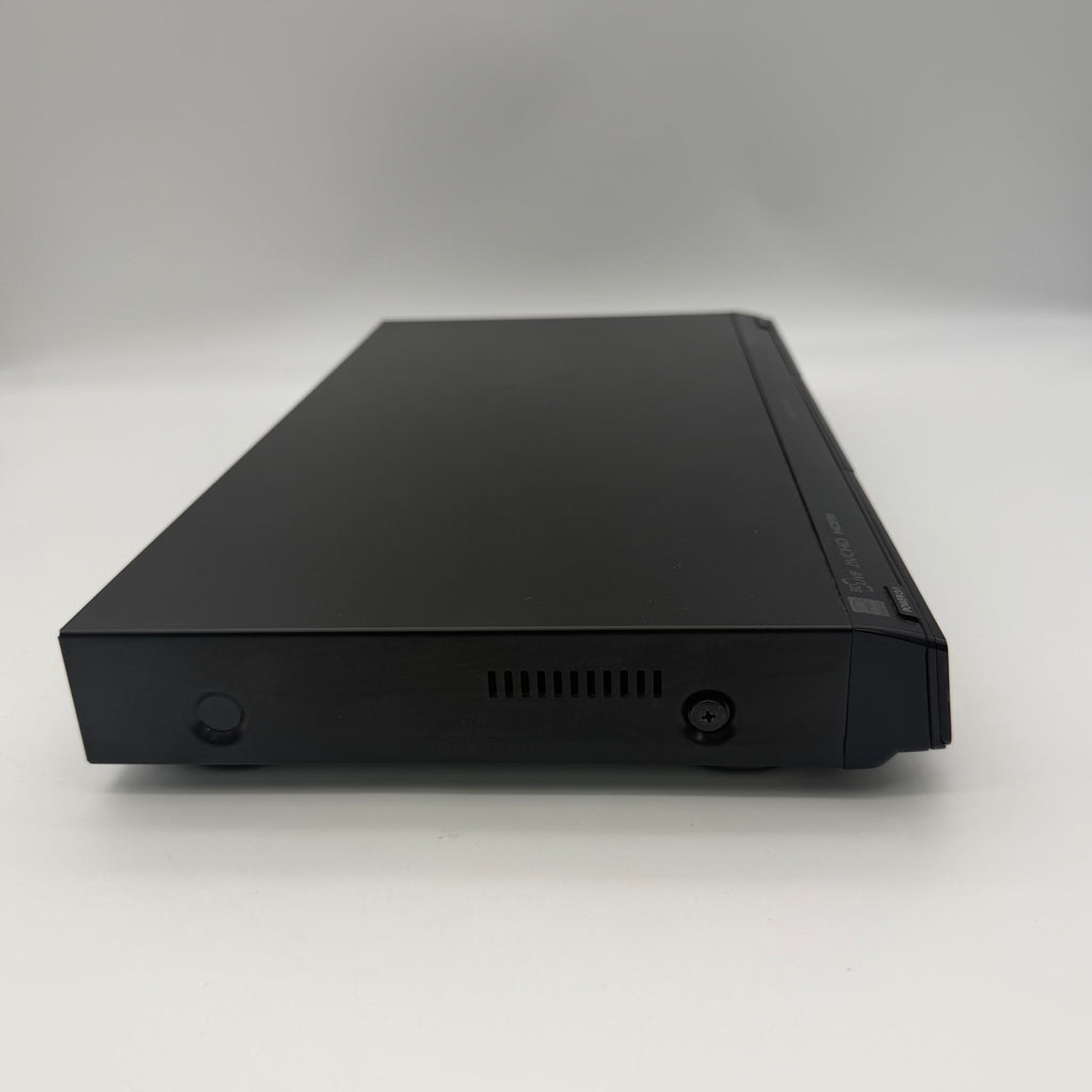 Panasonic Blu-Ray Disc Player DMP-BD85 w/ remote & wireless adapter - Tested