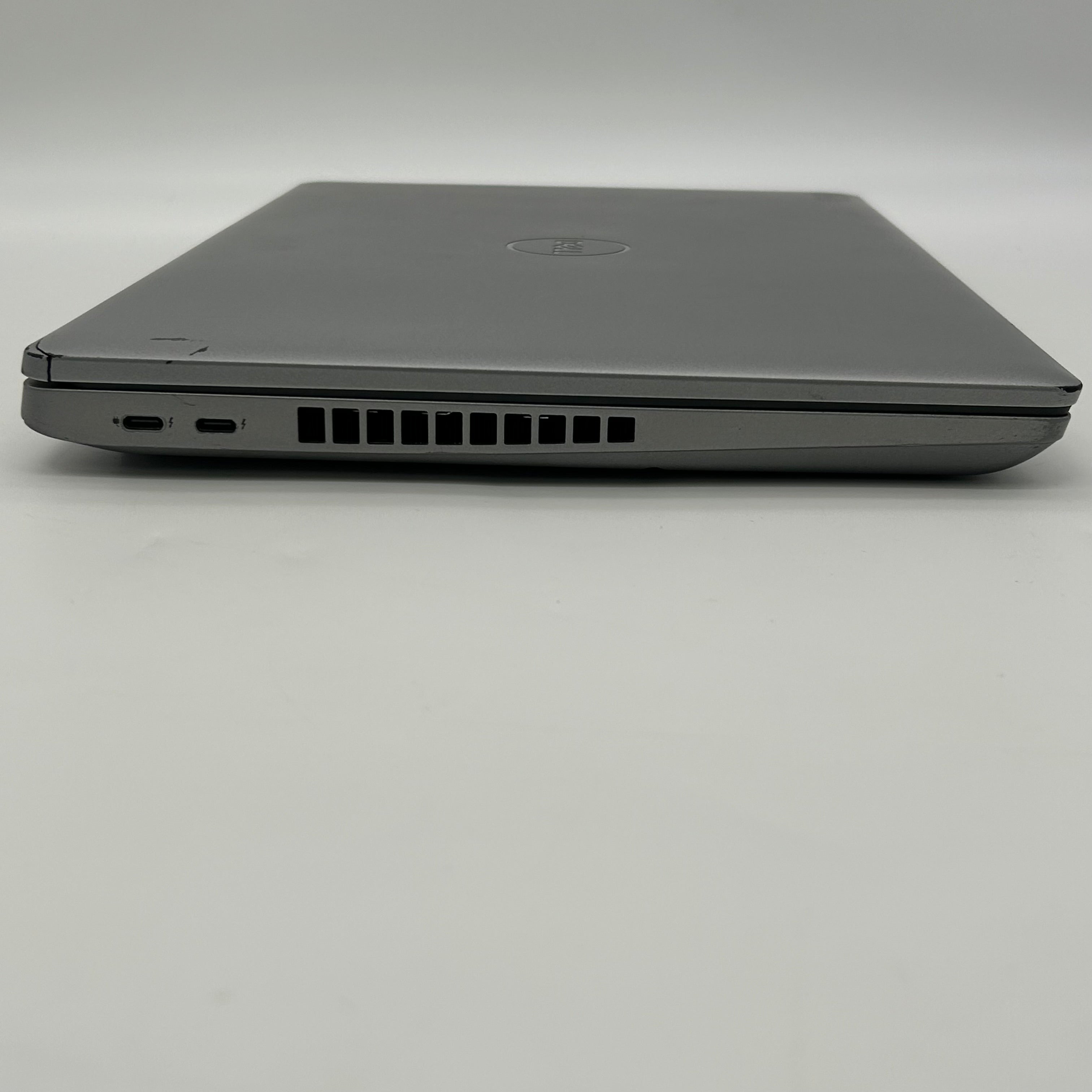 Dell Latitude 5521 15.6-inch i7 vPro 11th Gen 32GB RAM 512GB SSD Laptop