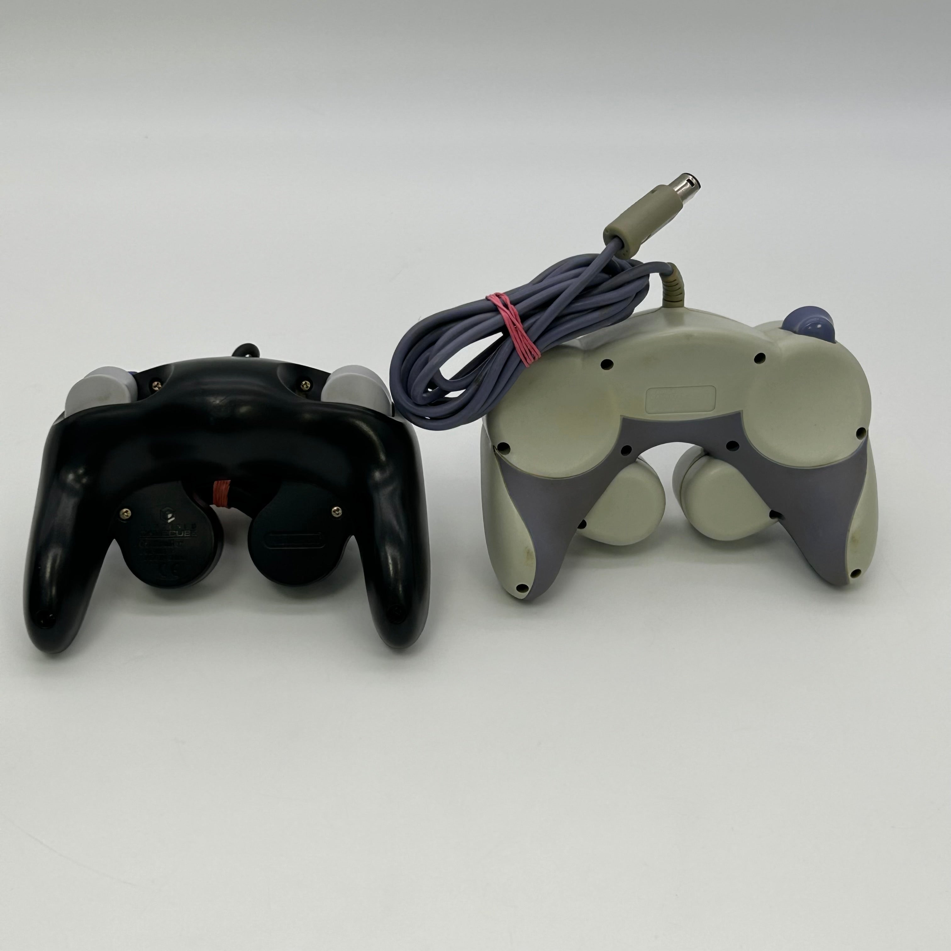 Nintendo GameCube Indigo DOL-001 Console Bundle 2 Controllers 2 Games TESTED