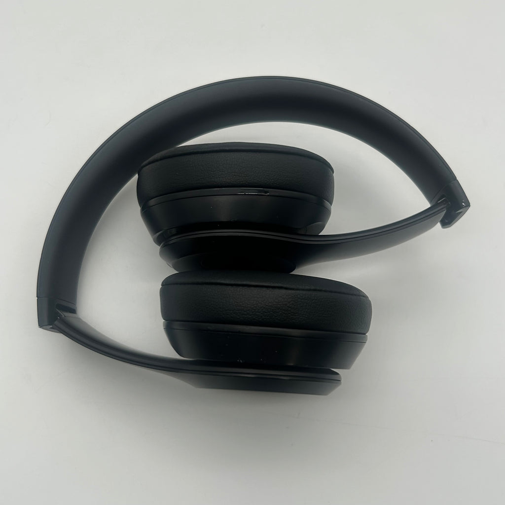 Beats by Dr. Dre Solo 3 Wireless On Ear Headphones Matte Black MX432LL/A