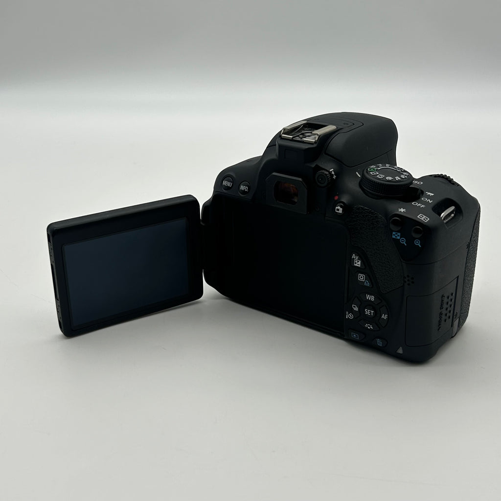 Canon EOS Rebel T5i 18MP Digital Camera - Untested Parts Only