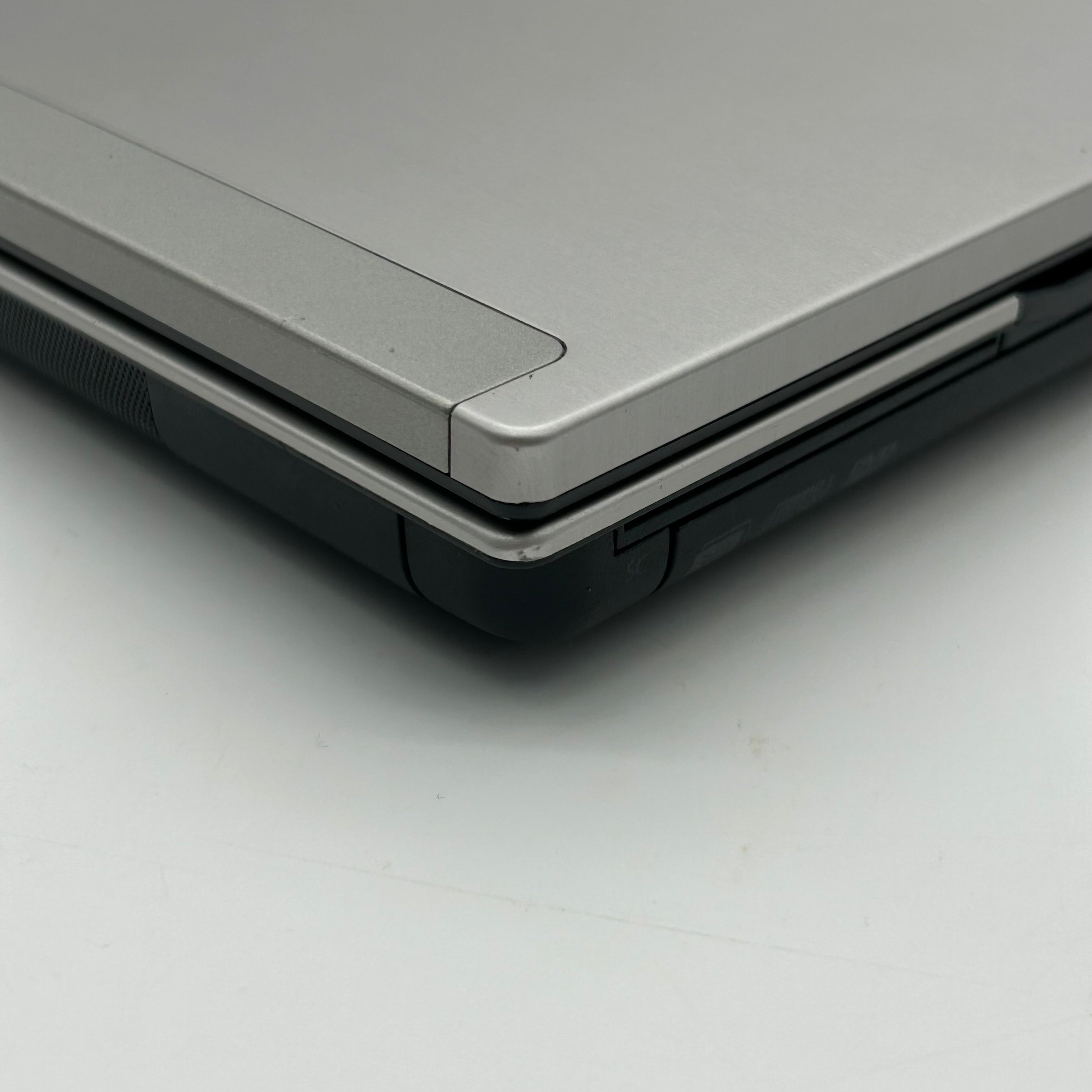 HP EliteBook 8440P Laptop 14" Core i5 2GB RAM 256GB HDD - For Parts/Repairs Only