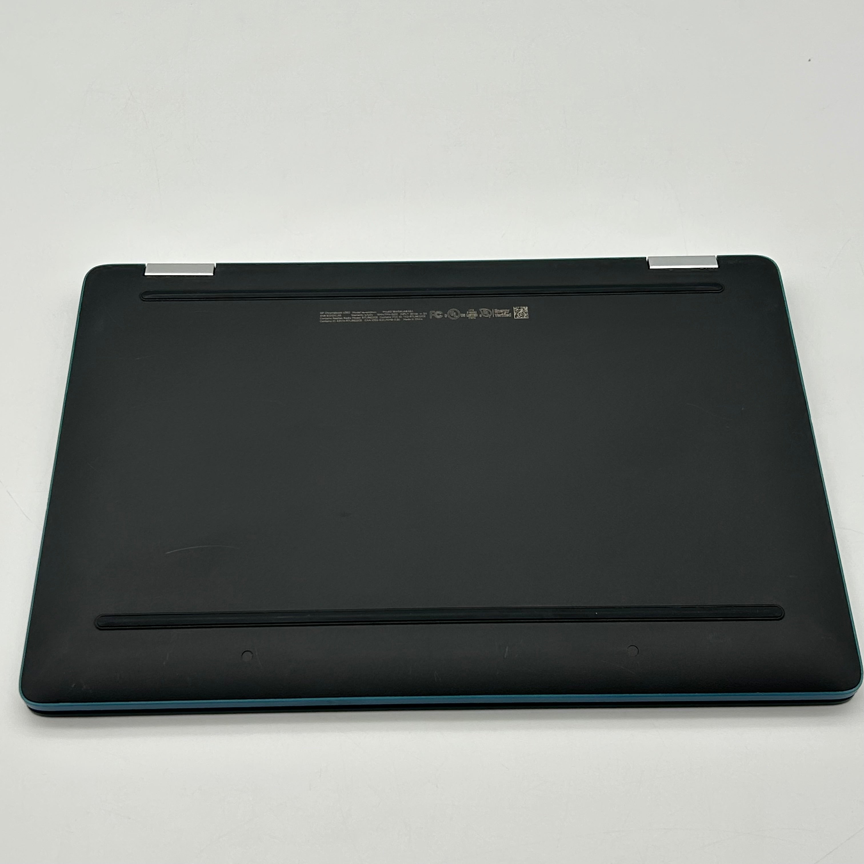 HP 14a-ca0030wm 14" Intel Celeron 4GB RAM 2GB SSD w/ Charger