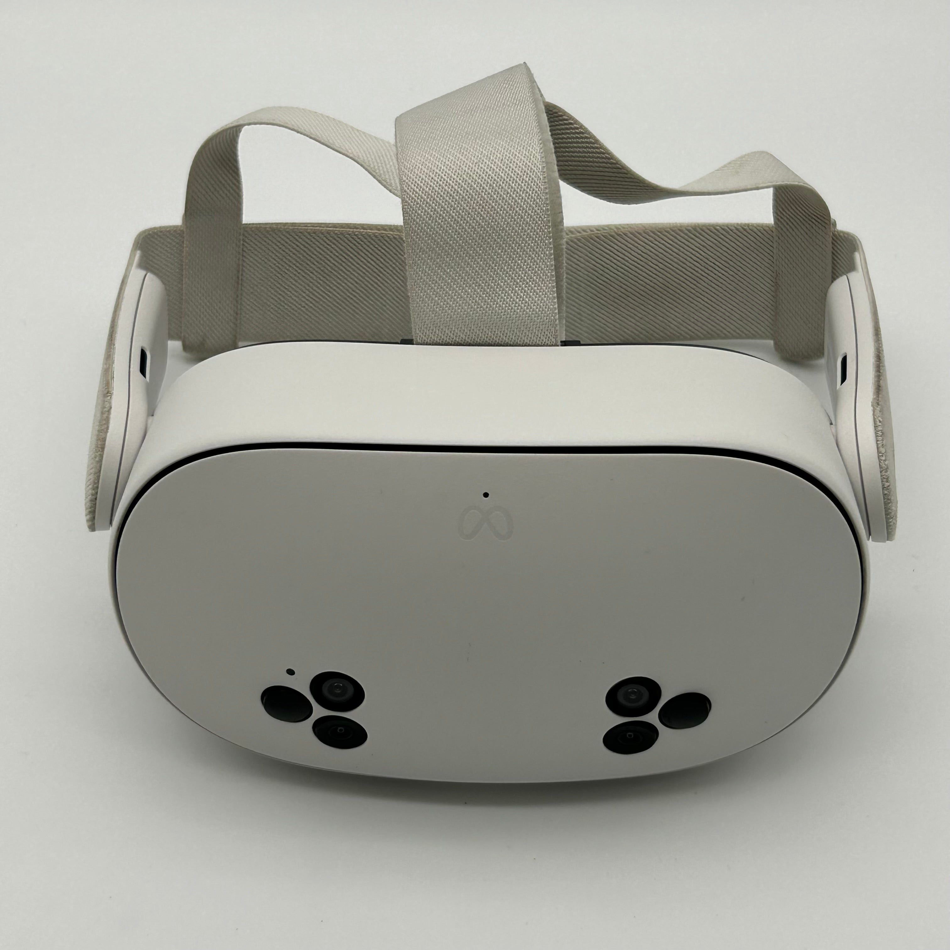 Meta Quest 3S 128GB Standalone All-in-One VR Headset P97 - Used