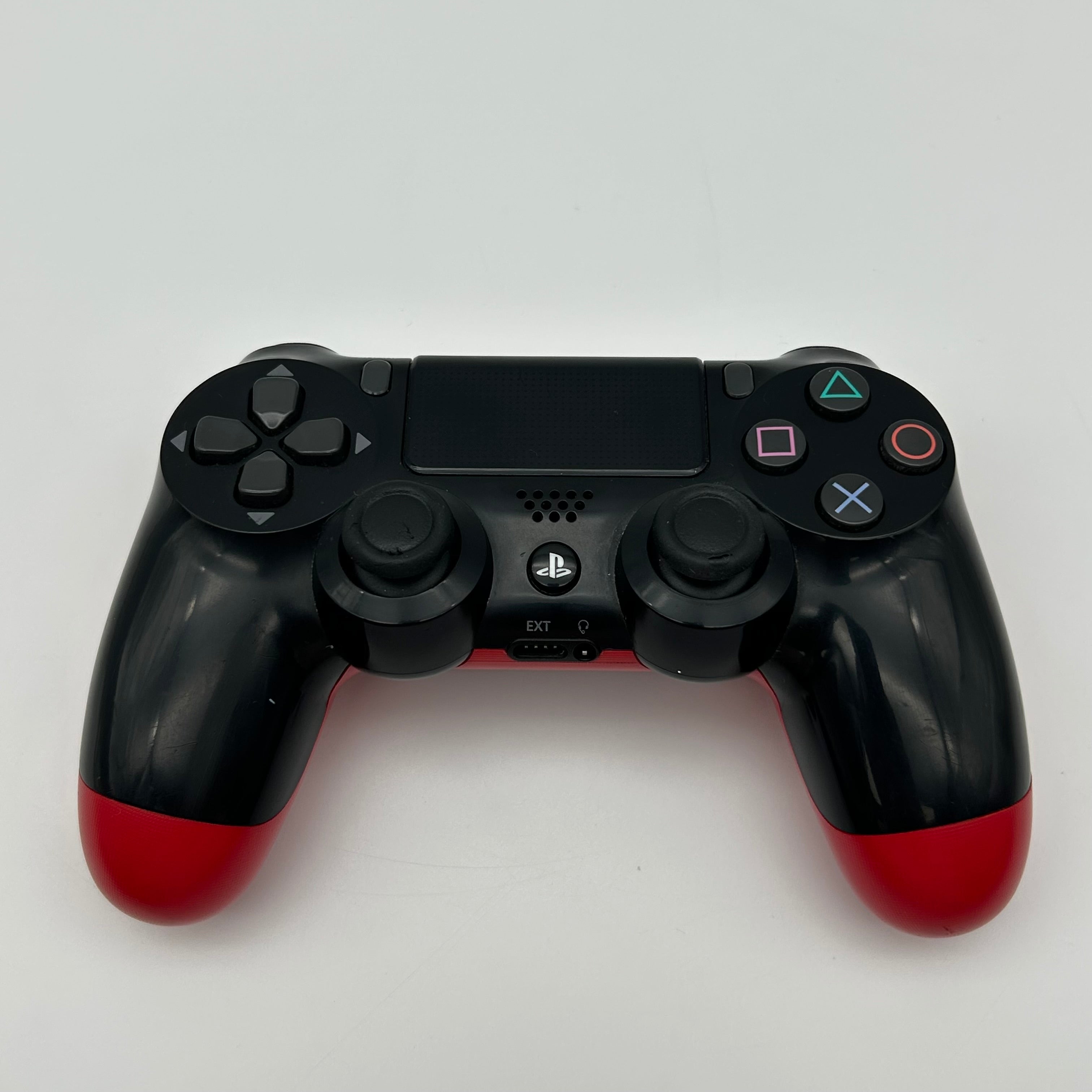 Sony PlayStation 4 CUH-2115A 500GB Storage w/ Two Controllers Black - Used