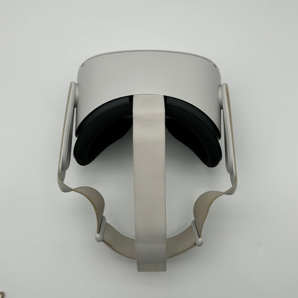 Meta Quest 2 128GB Standalone All-in-One VR Headset KW49CM - Used - White