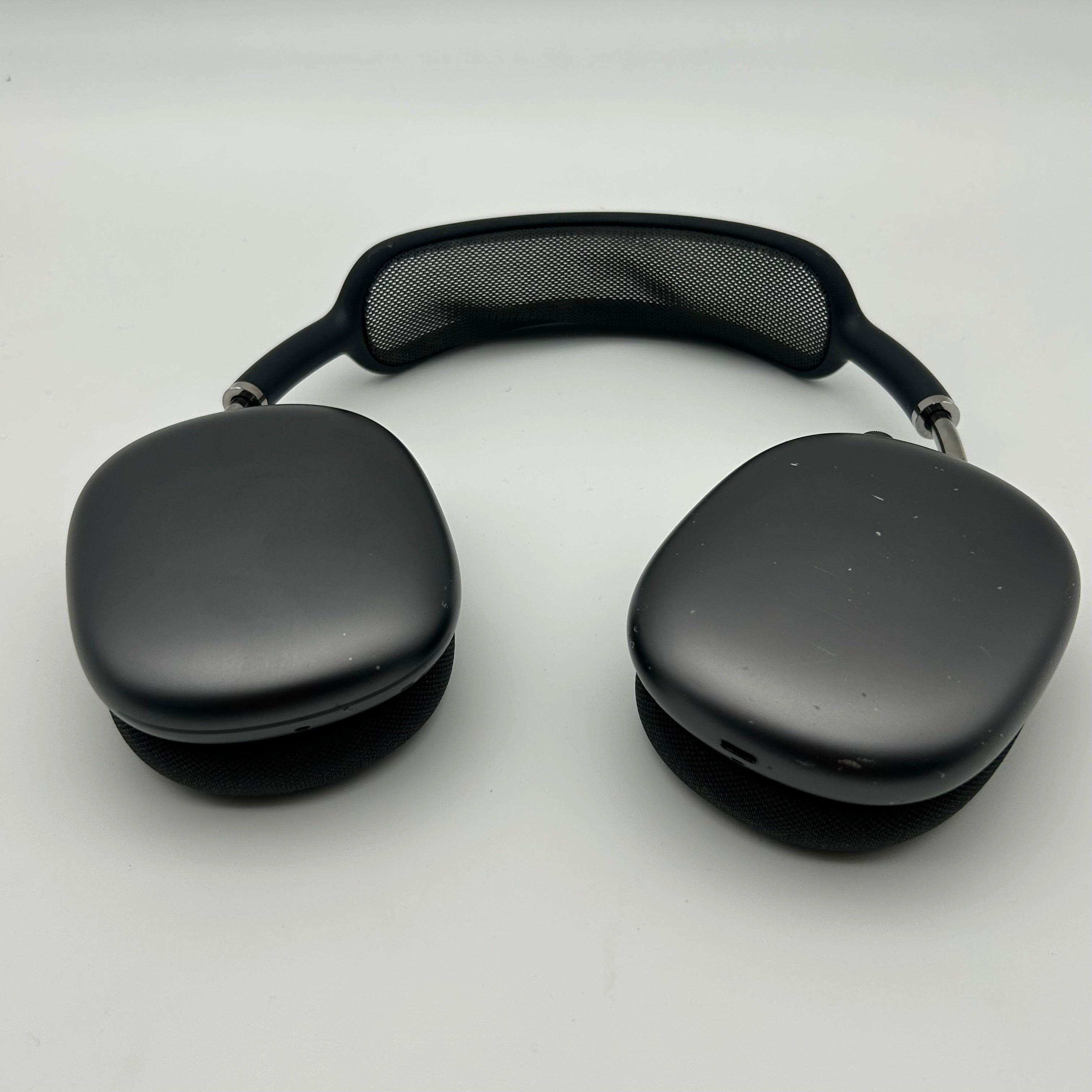 Apple AirPods Max A2096 Black Wireless Headphones (For Parts Only)