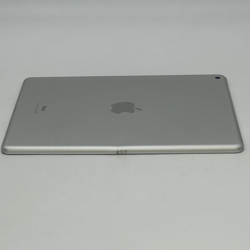 Apple iPad 8th Gen A2270 (Wi-Fi) - 128GB - Silver