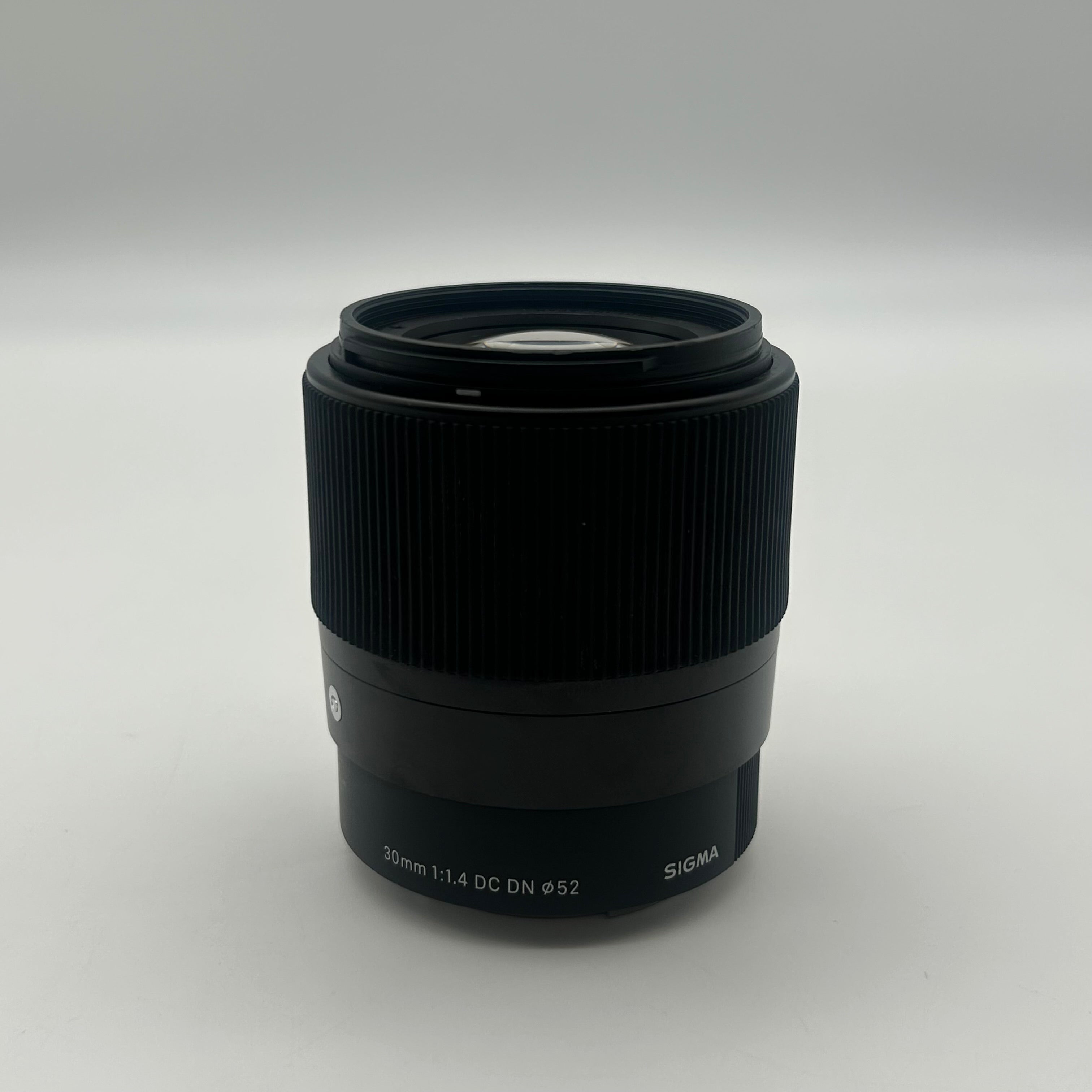 Sigma 30mm f/1.4 DC DN Contemporary Lens for Sony E-Mount (APS-C) CLEAN GLASS