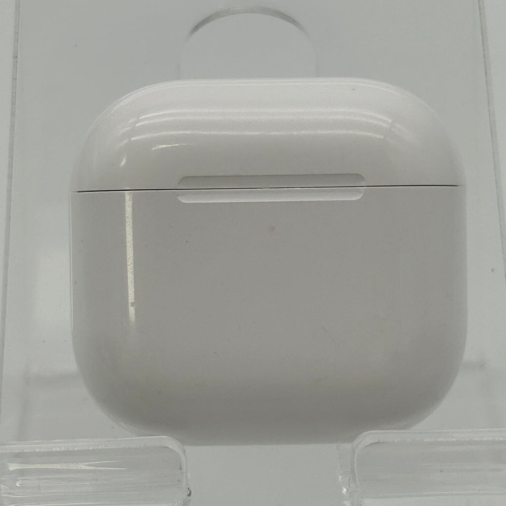 Apple Airpods A3058 with ANC 4th Generation with Charging Case Good Condition - Used