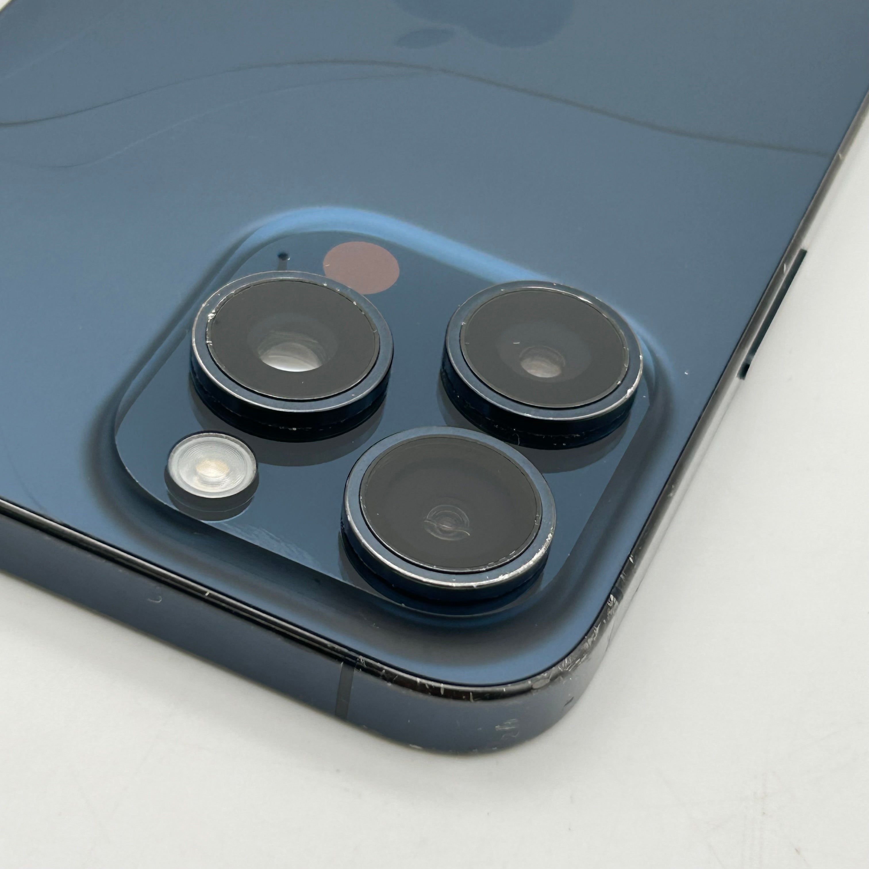 Unlocked Apple iPhone 15 Pro Max - 1TB Blue Titanium - Crack Back - 86% Batt
